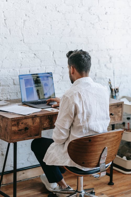 مساعد إداري