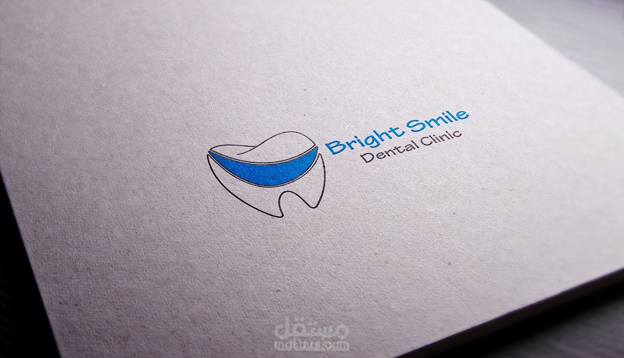 لوجو عيادة أسنان Bright Smile