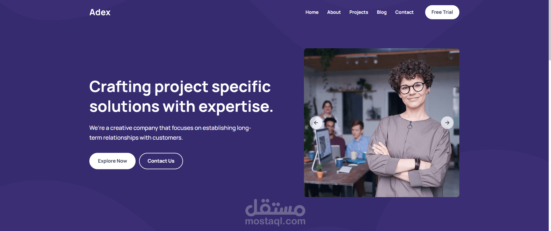 موقع ويب ديناميكي مع تفاعلات باستخدام HTML وCSS وJavaScript