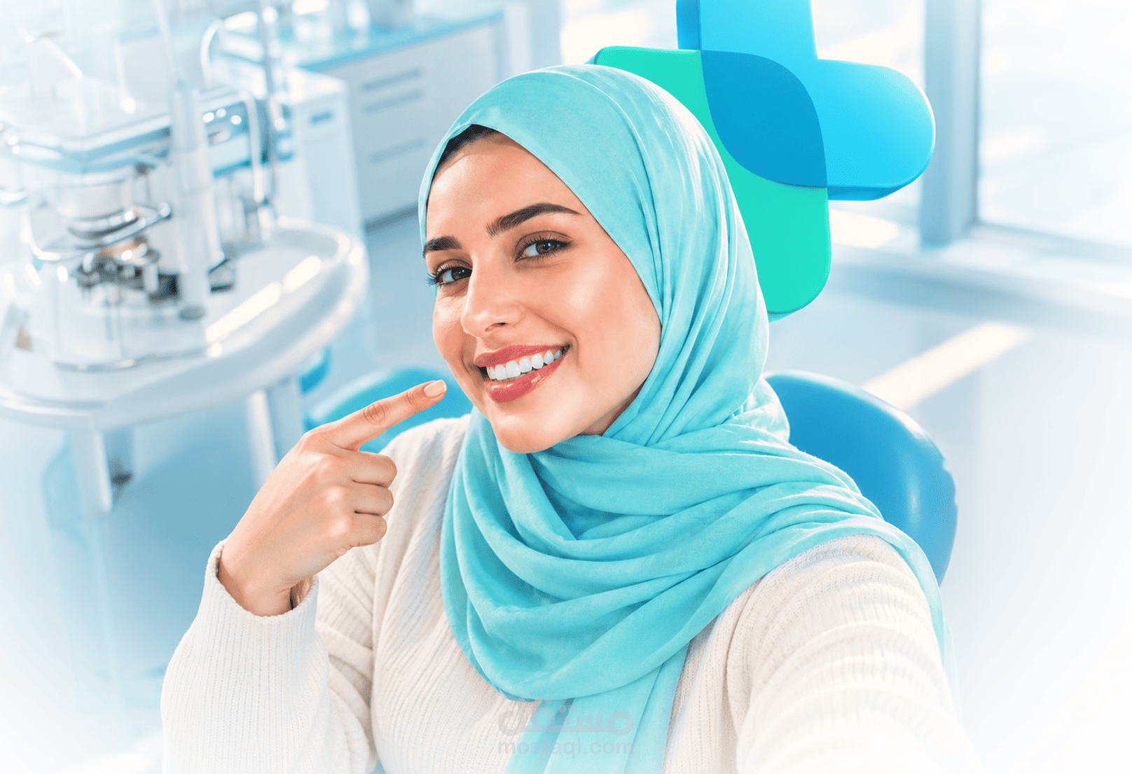 تصميمات سوشيال ميديا لعيادة أسنان