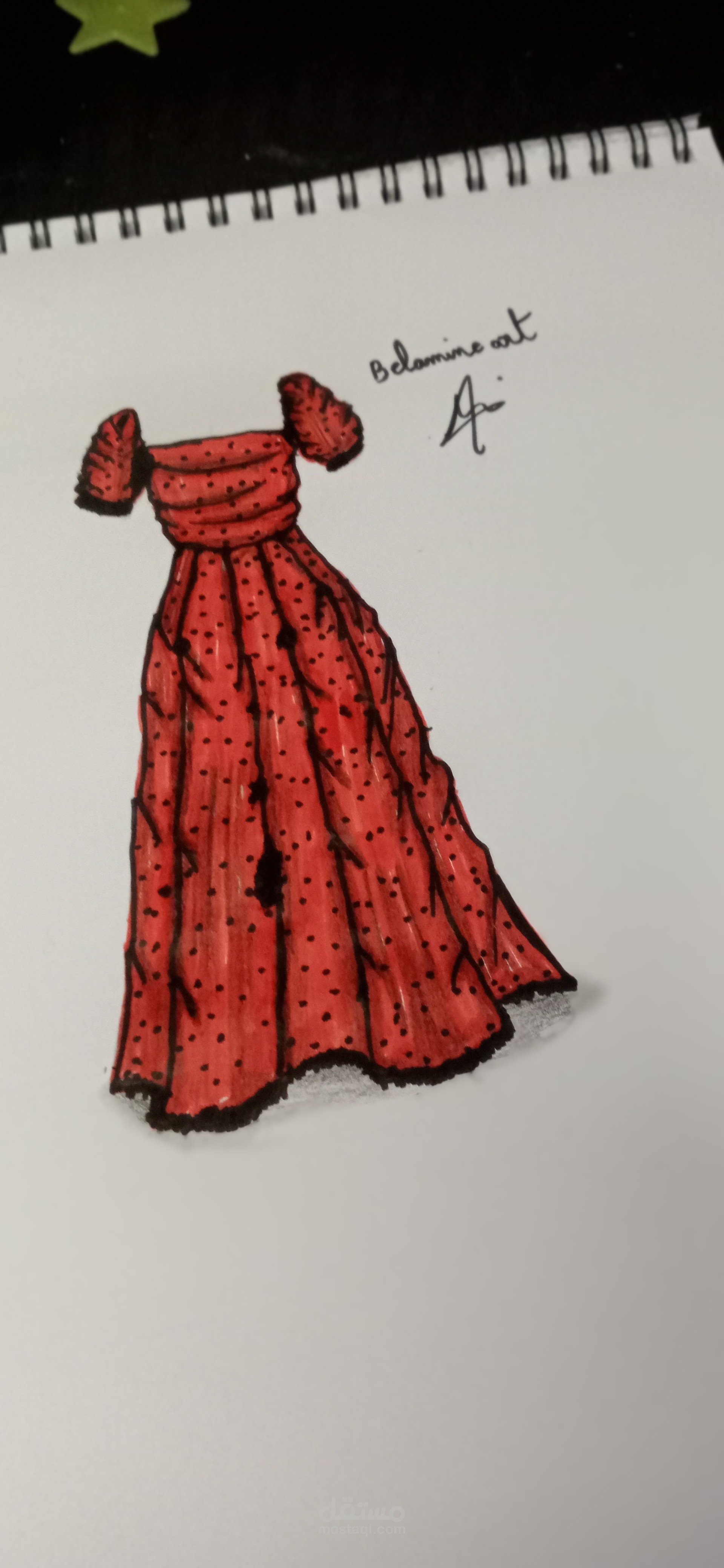 رسم فستان قصير وردي كيوت