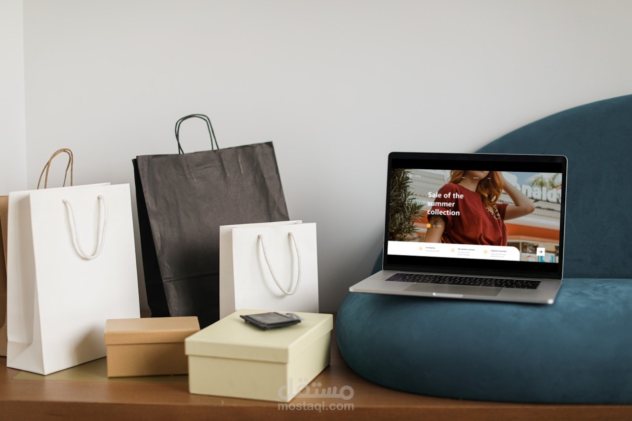 برمجة تصميم موقع ويب /متجر الكتروني للملابس E-commerce clothing store