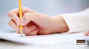 رسم يدوي لتصميم بوستر او رسم بالرصاص