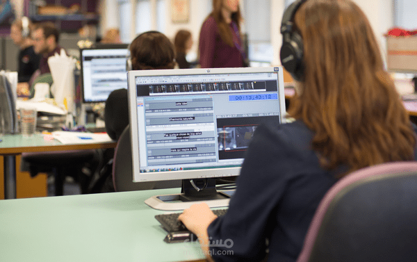 ترجمة Subtitling