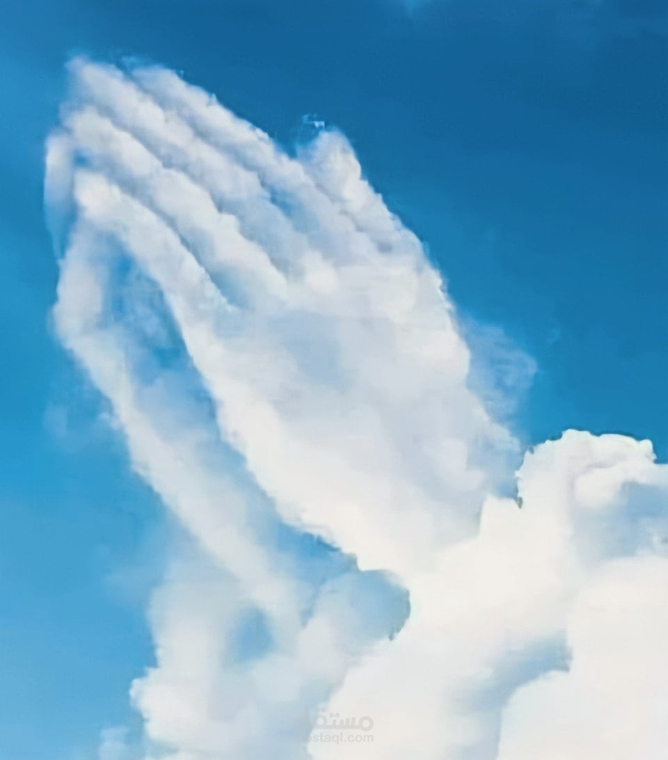 صورة يد من السحاب