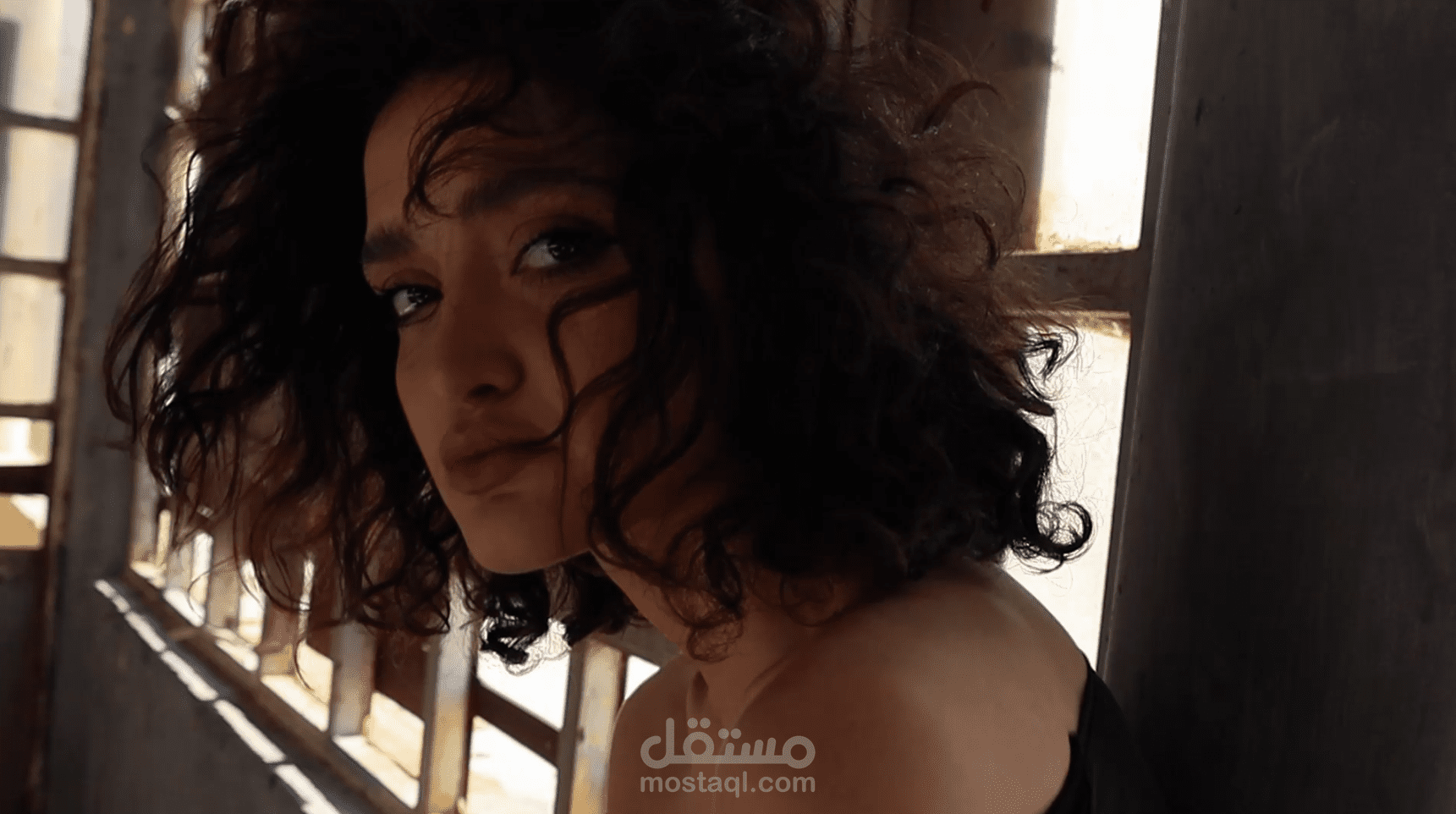 Fashion Dark Trendy Promo