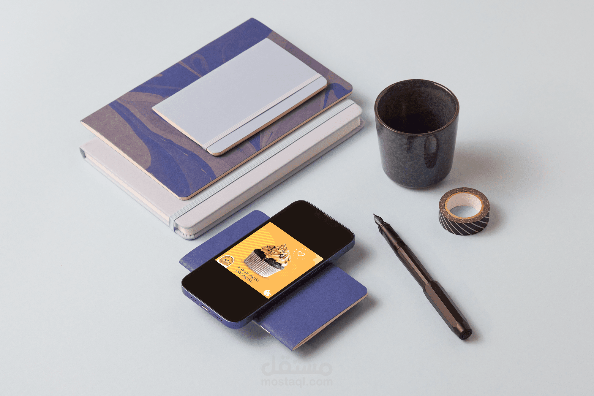 تصميم موك اب فريد: إضفاء الحياة والواقعية على مشاريعك بأسلوب احترافي