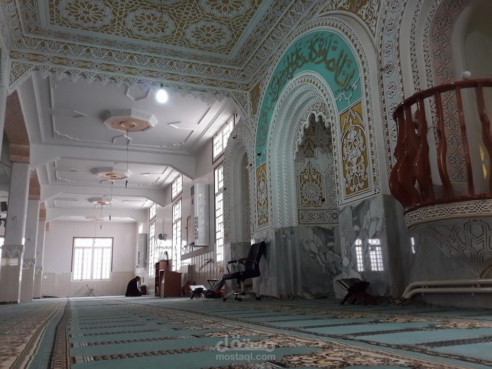 بناء المساجد الله