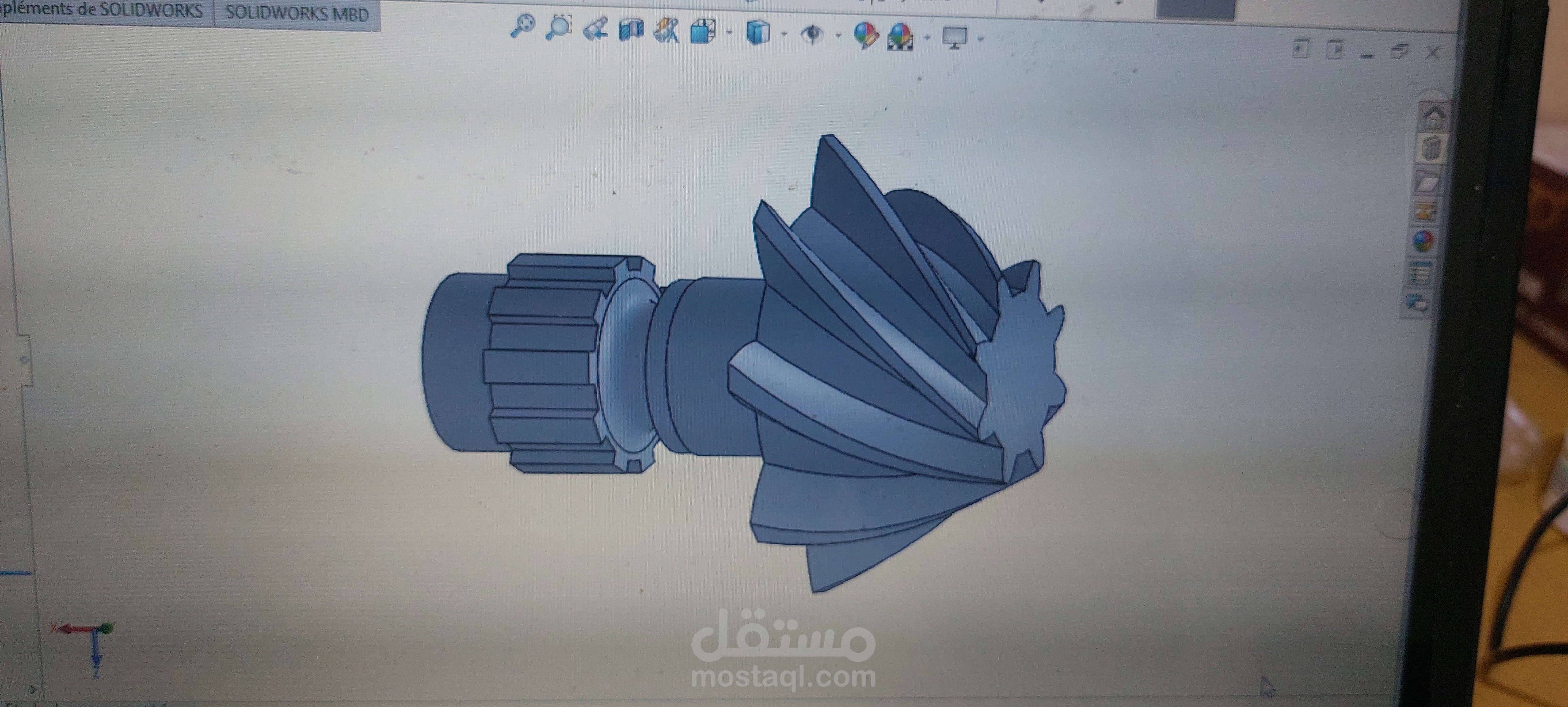 رسم قطعة معقدة