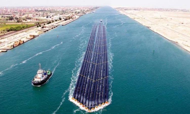 «كرنفال» وطني في أرجاء مصر براً وجواً... ونيلاً