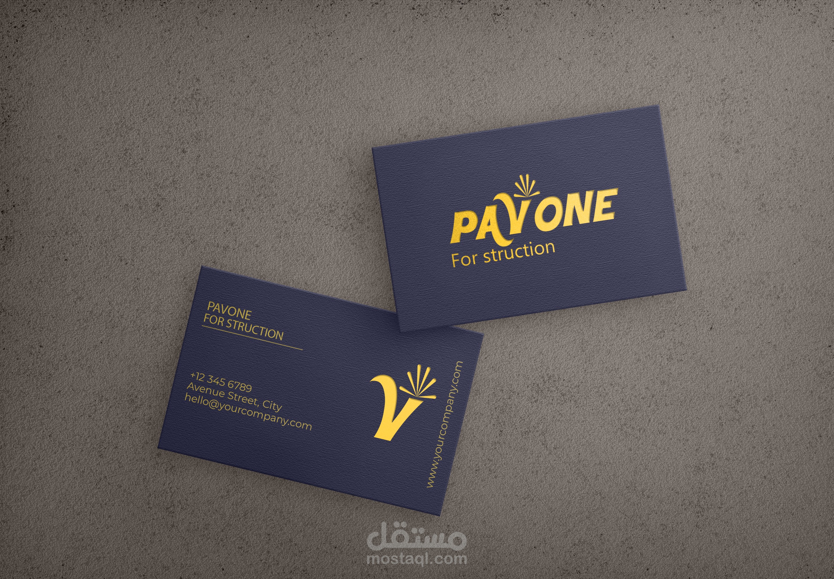 شعار شركة مقاولات بأسم الطاووس بالإيطالية PAVONE