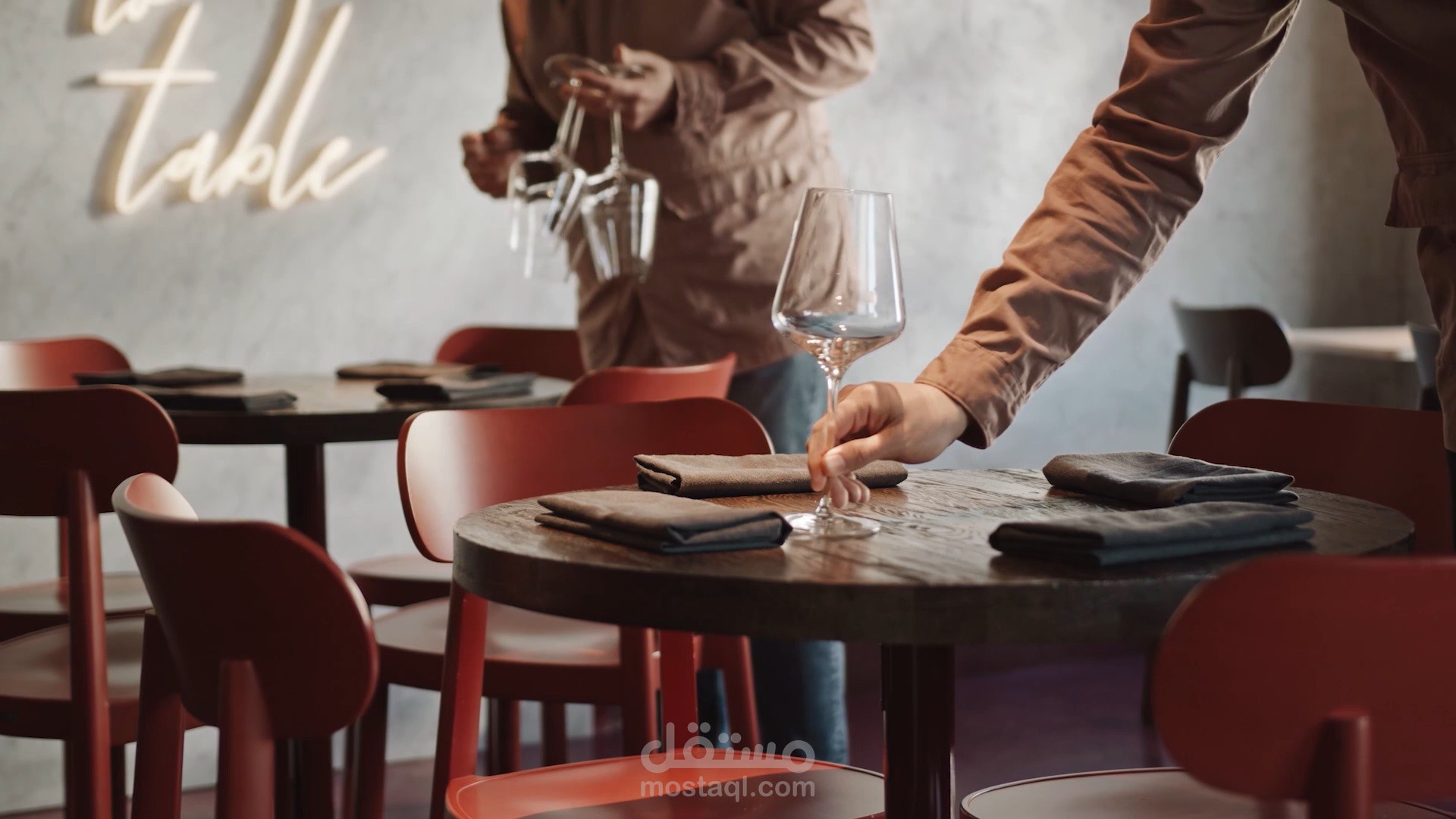 فكرة إعلان لمطعم