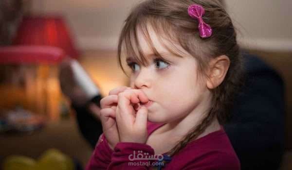 فيديو عن قضم أضافر