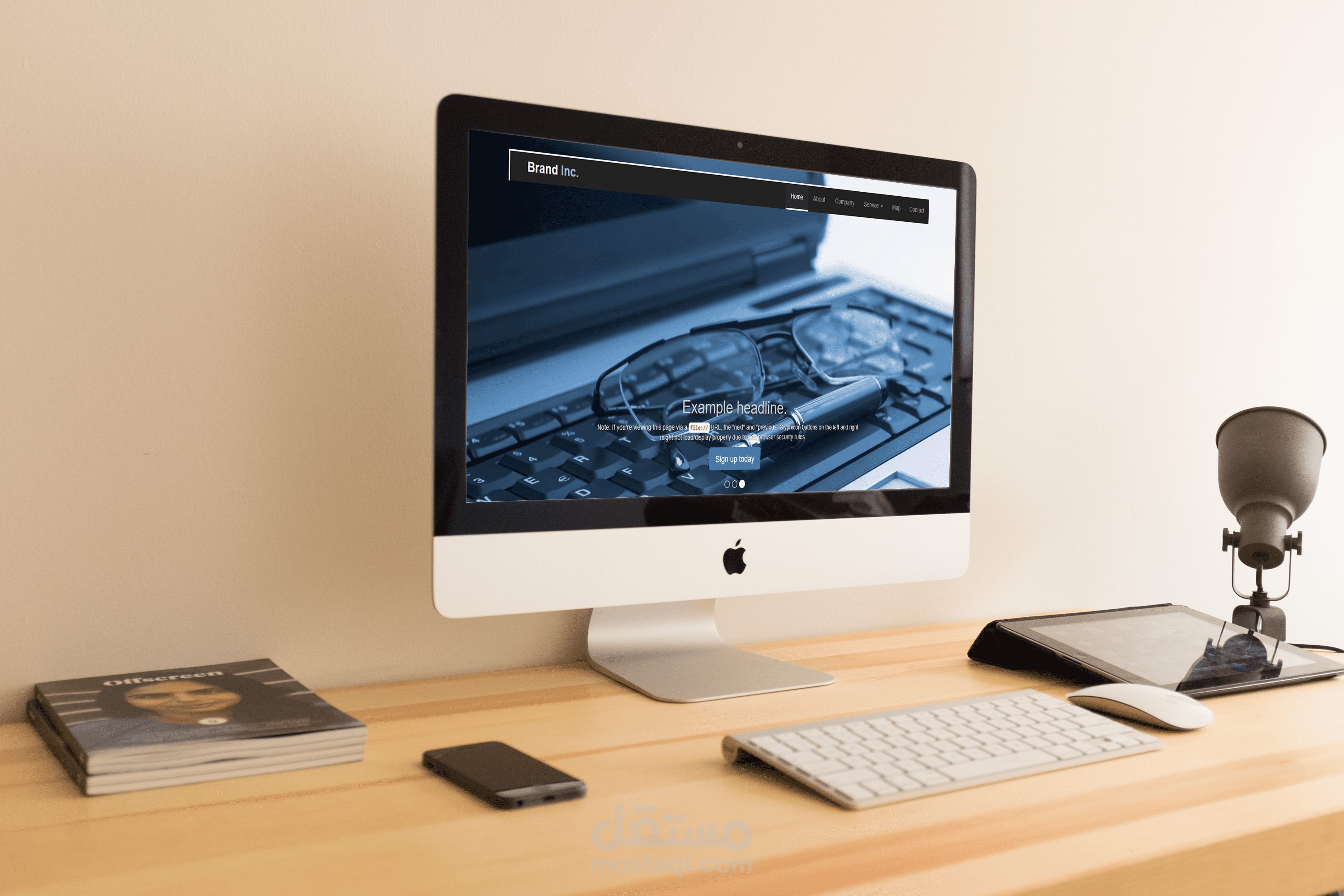 نموذج لموقع عن شركة عمل مخصصة بالتصميم