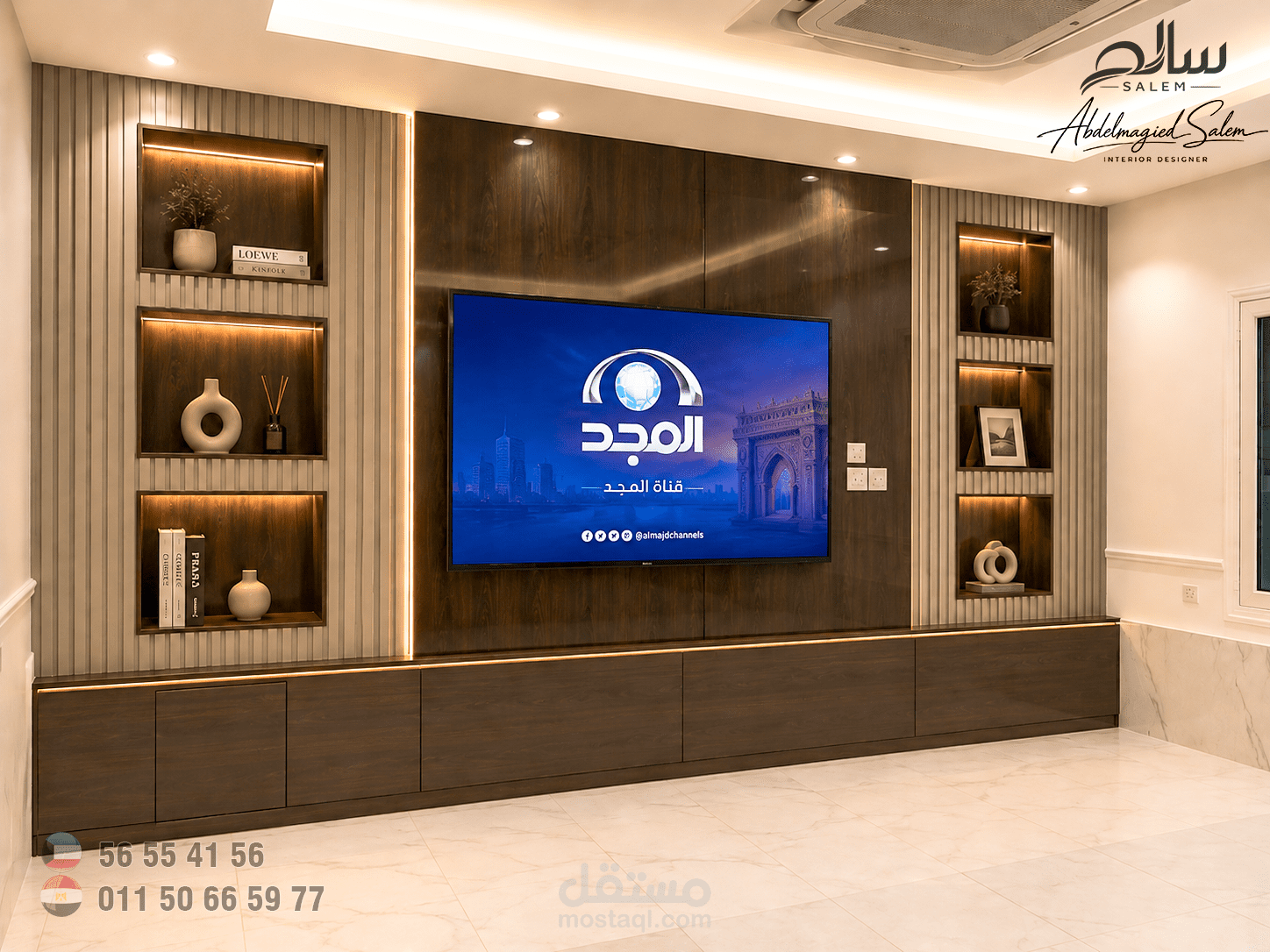 تصميم وتنفيذ مكتبة تلفزيون مودرن مع إضاءة مخفية وتفاصيل خشبية راقية