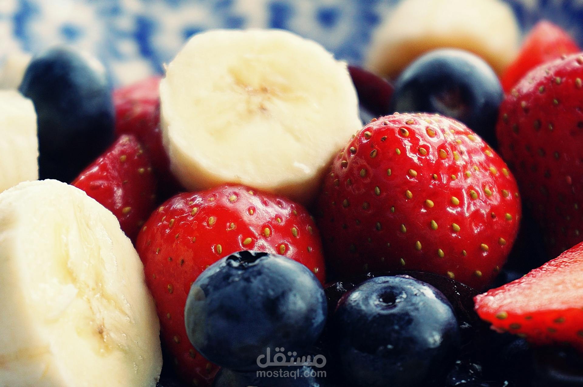 "Healthy Nutrition for a Better Life: How to Follow a Healthy Diet to Improve Your Health"