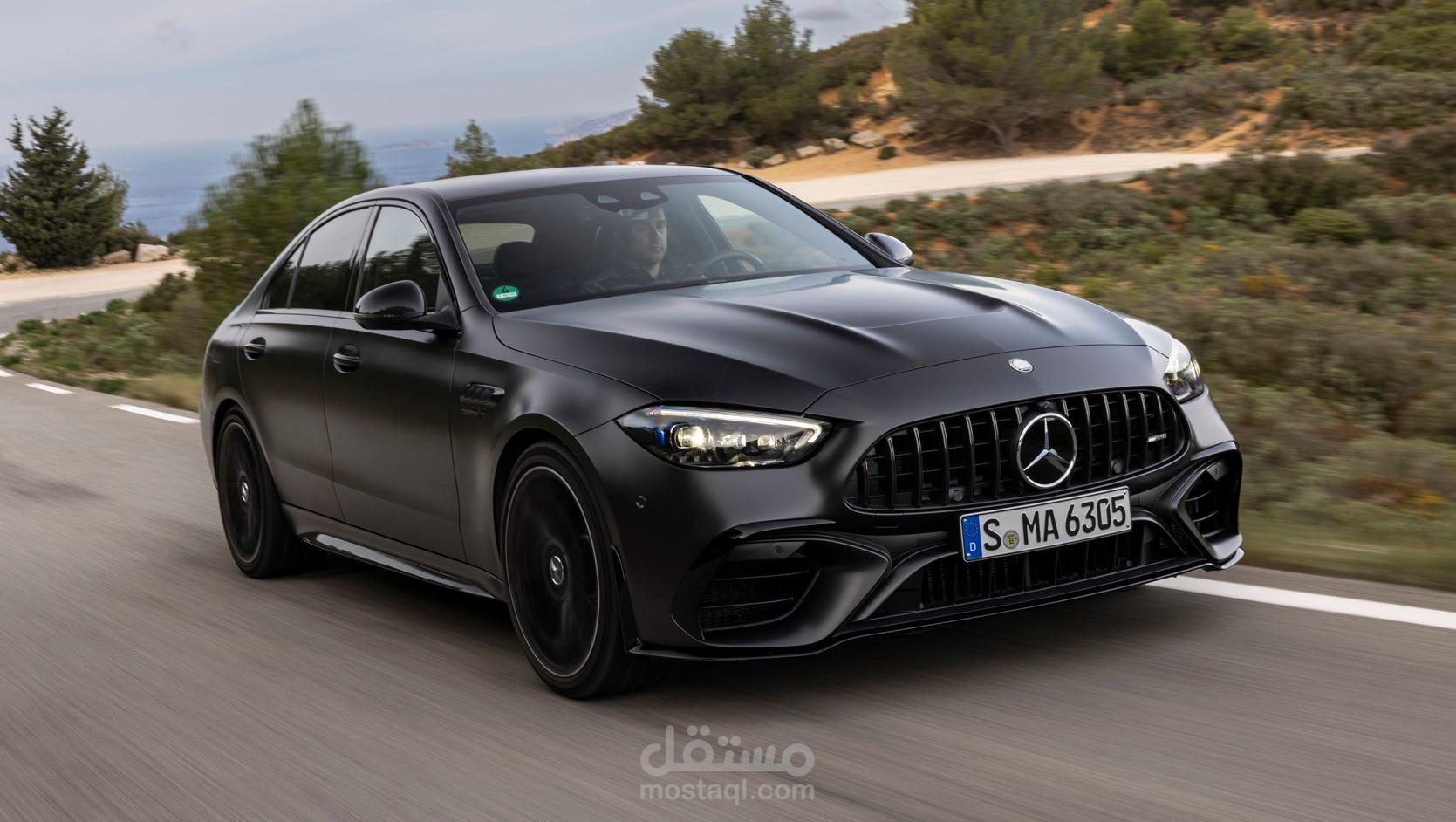 عمل بعنوان AMG : THE DARK NIGHT