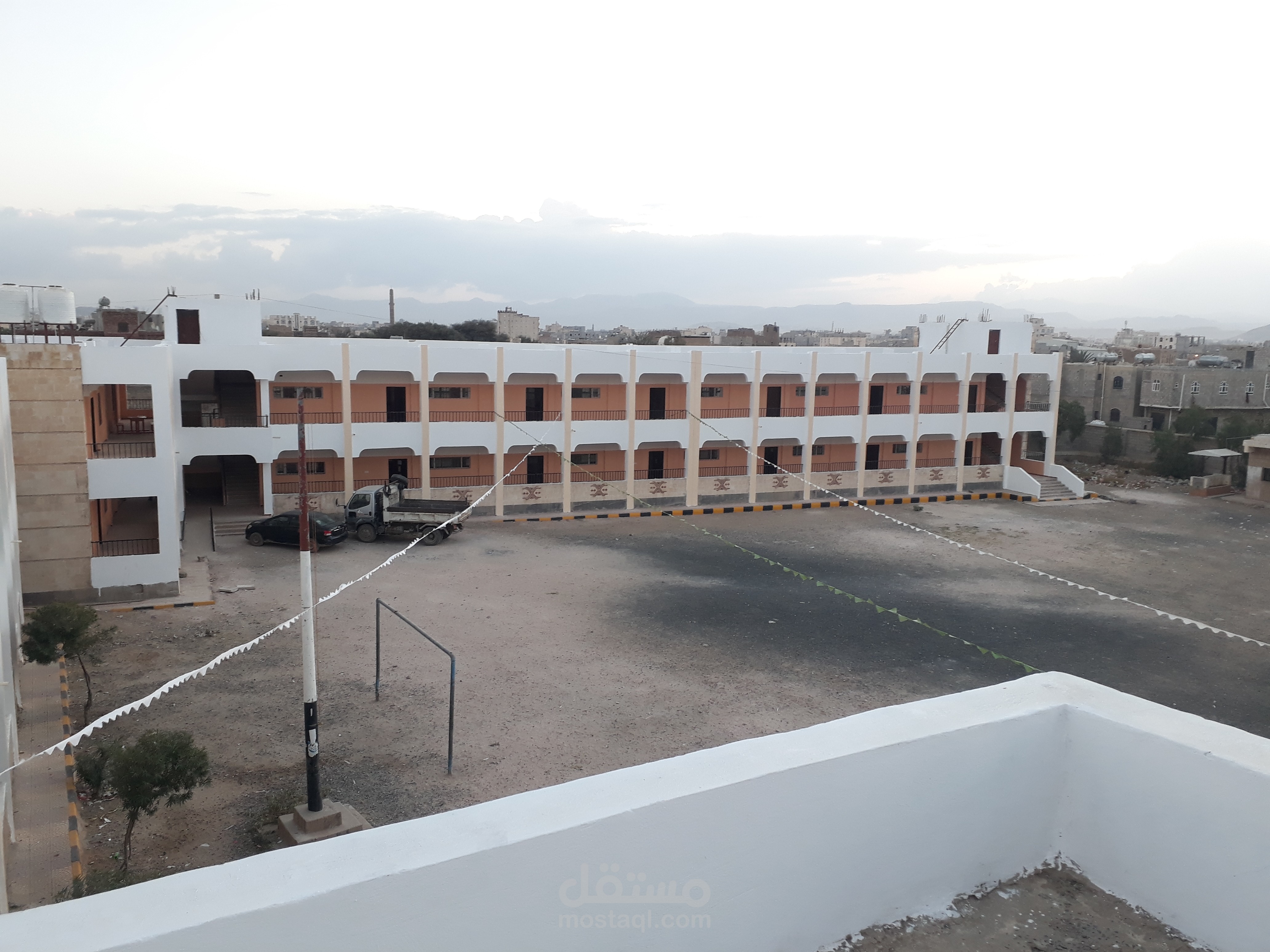 ترميم المدارس