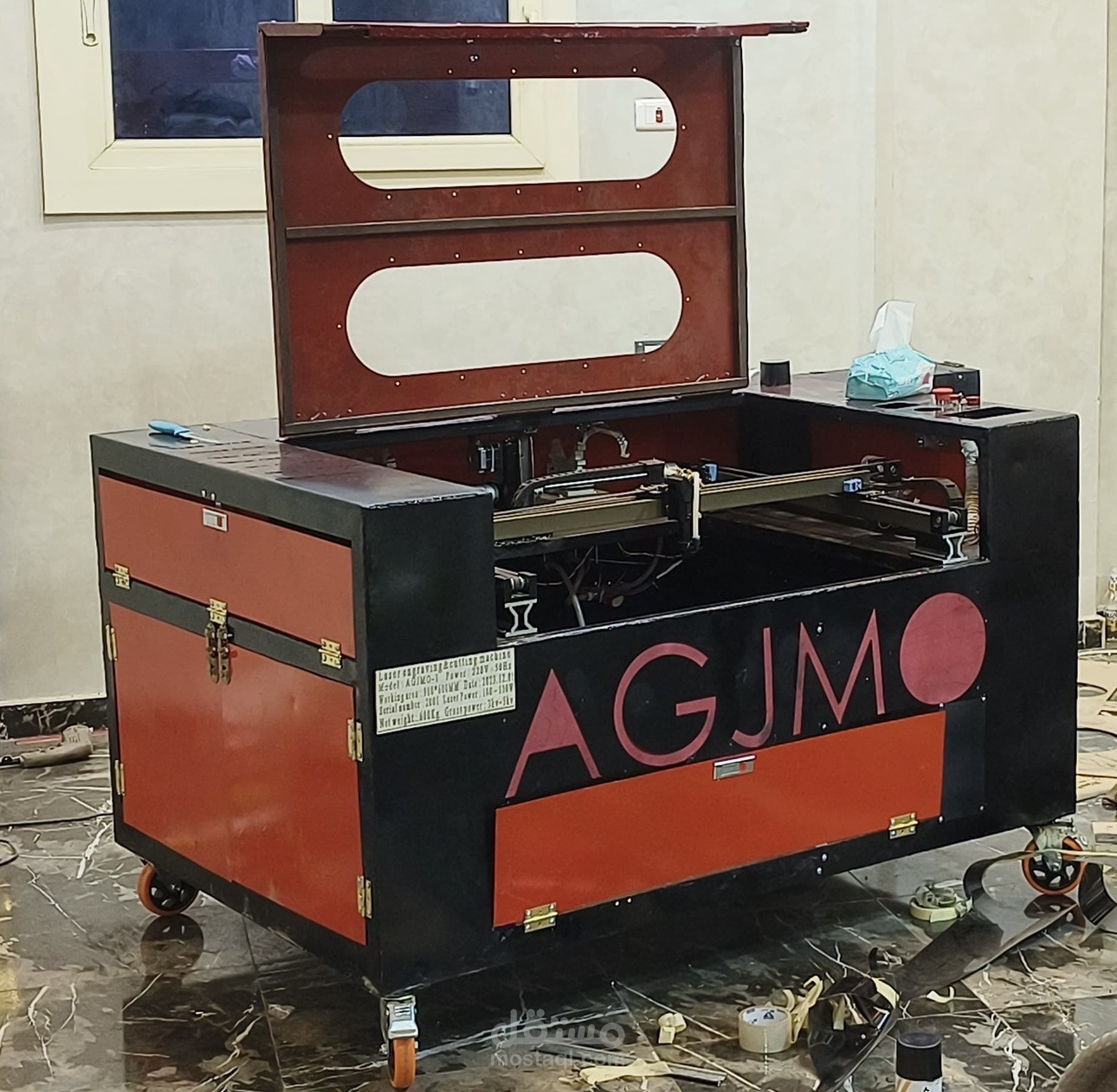 CO2 Laser Cutting & Engraving Machine