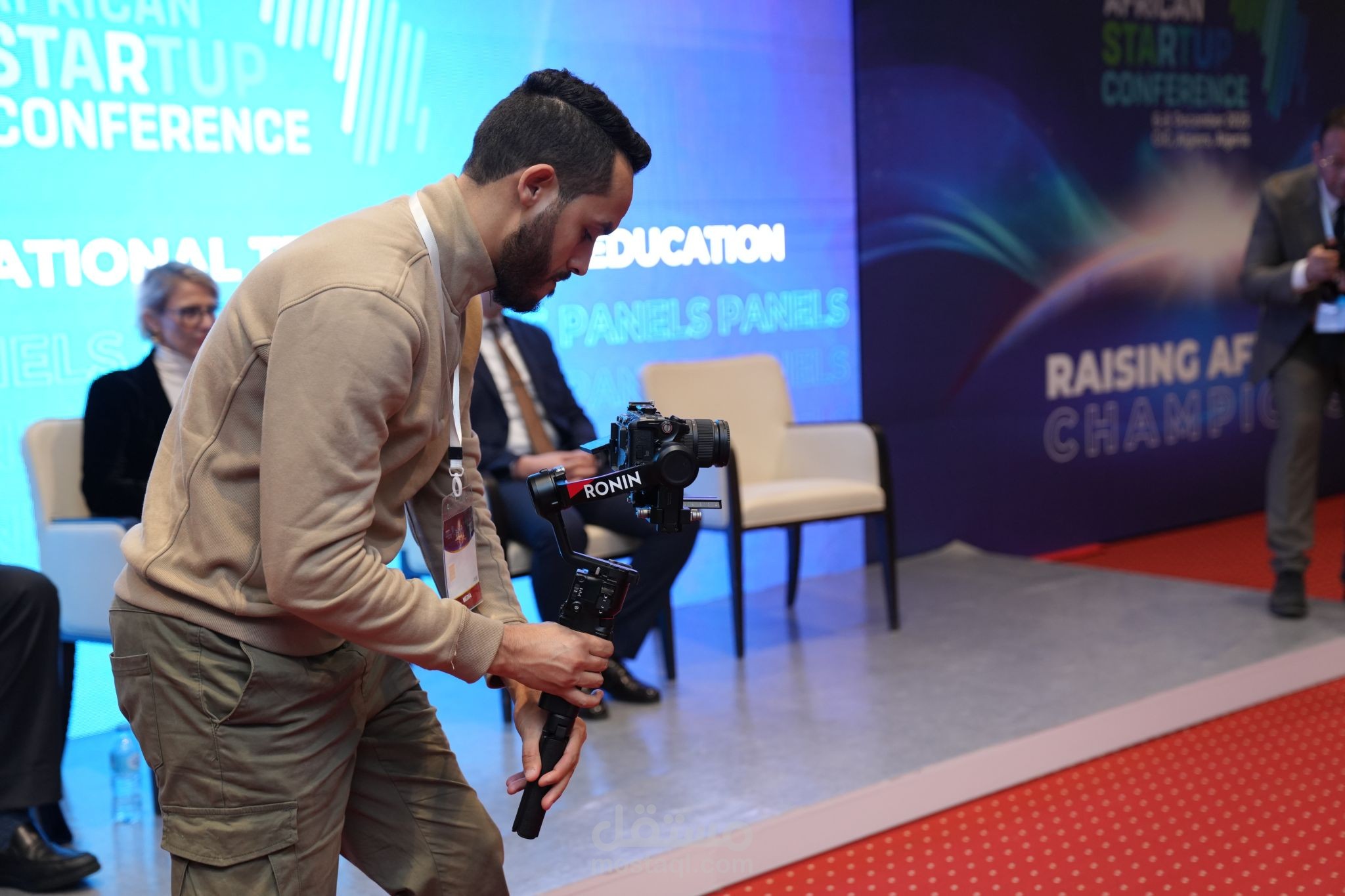 تصوير احترافي للفعاليات مع مونتاج سريع وتسليم في نفس اليوم