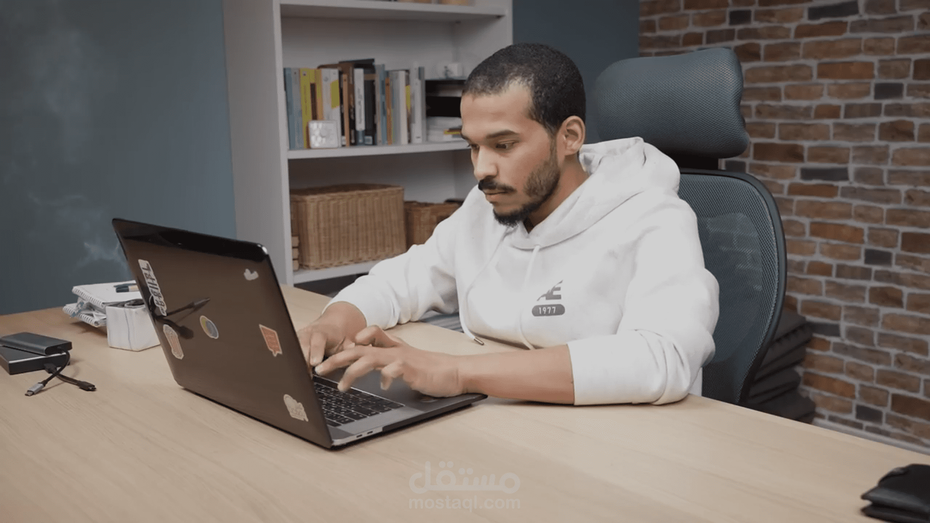 تفريغ صوتي لعبد الله العلاوي