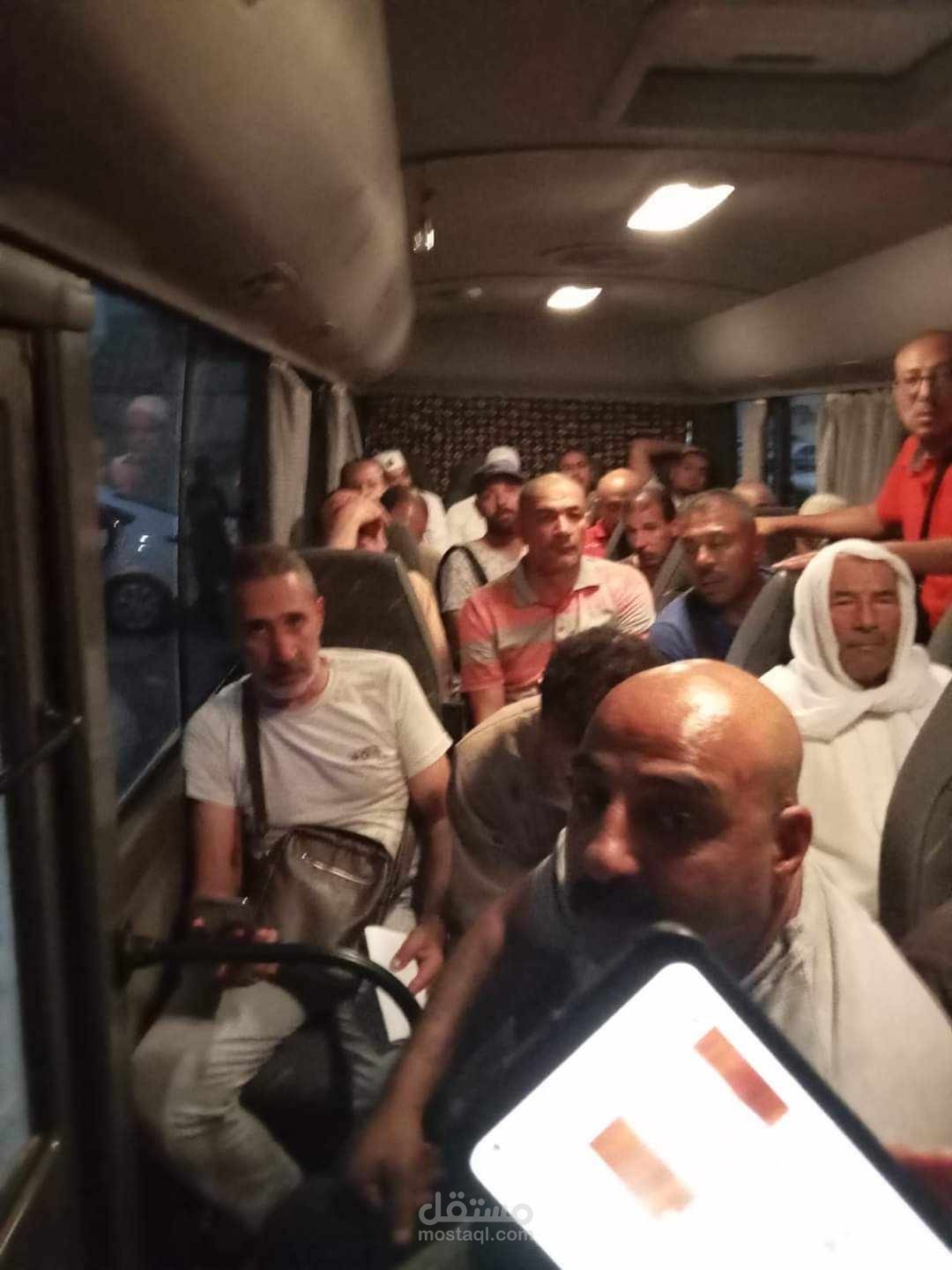 السياحة" تتواصل مع السعودية بعد ترحيل 14 سائق حج بري لجدة.. وأحدهم: إحنا في الجبل