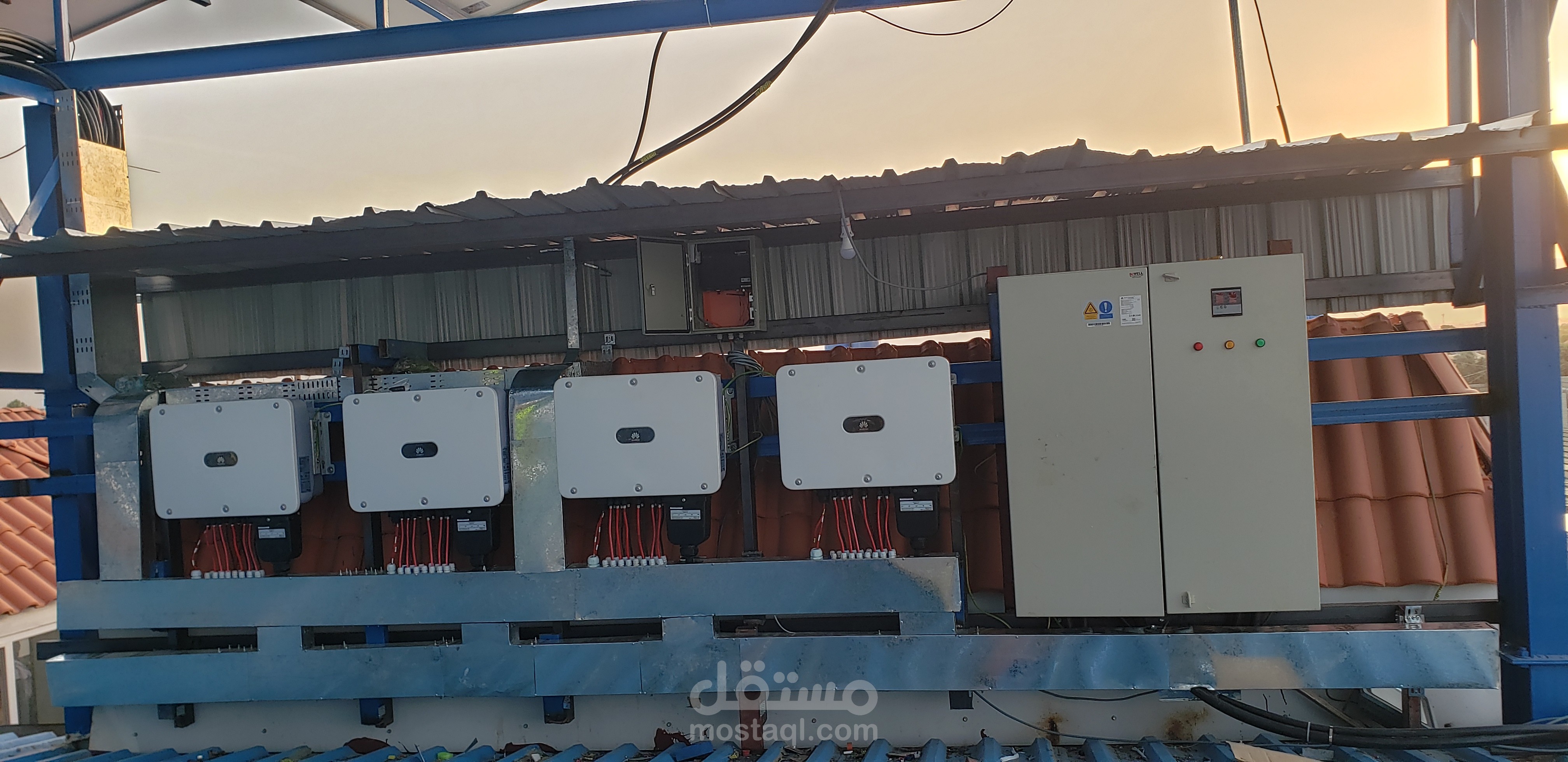 دراسة وتنفيذ وتركيب وبرمجة وتشغيل نظام  Ongrid system، PV DEISEL بقدرة 225كيلو وات  لمجمع جنة البستان - اليمن