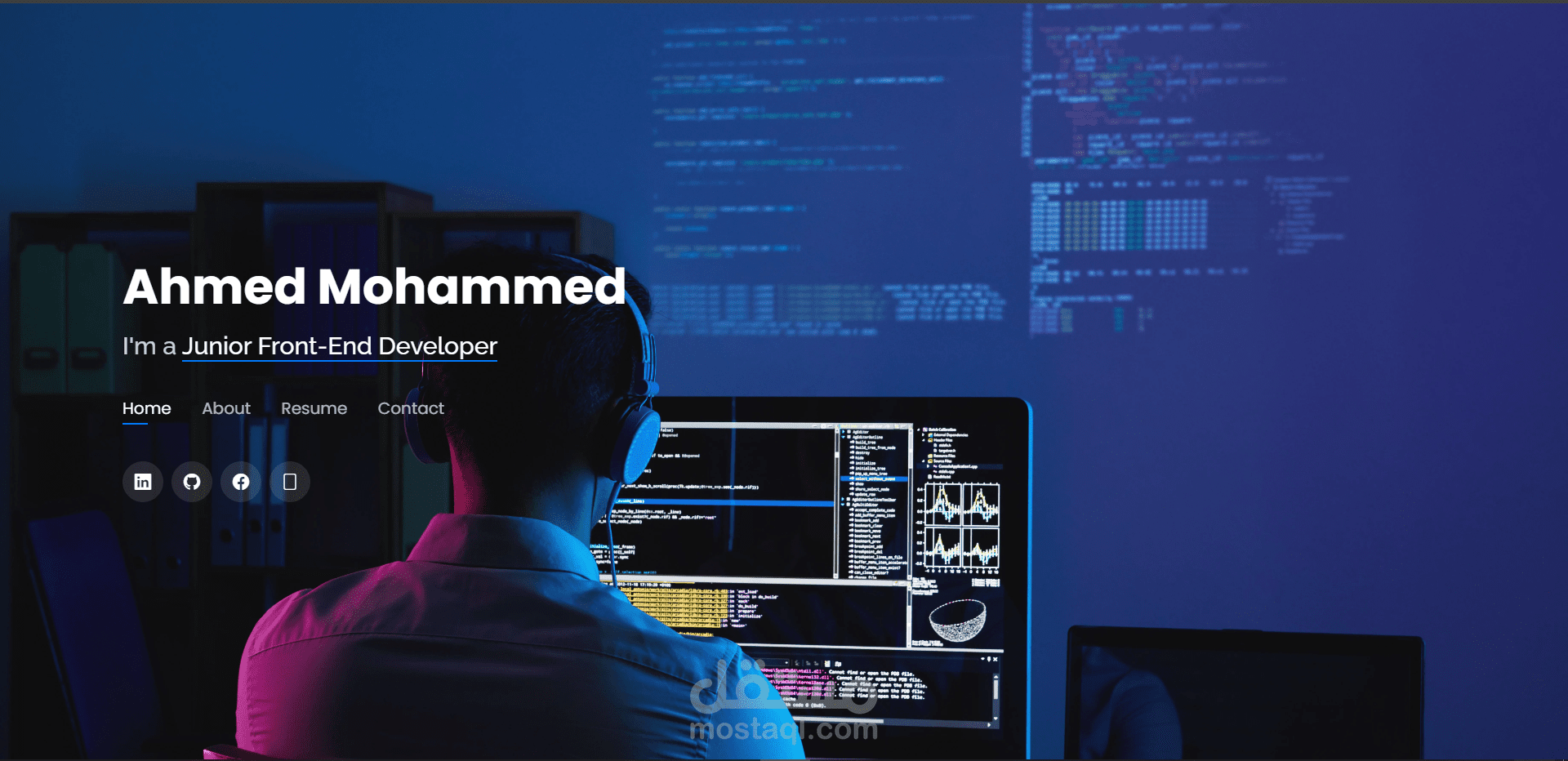 تصميم وتطوير واجهات موقع شخصي احترافي (Portfolio)