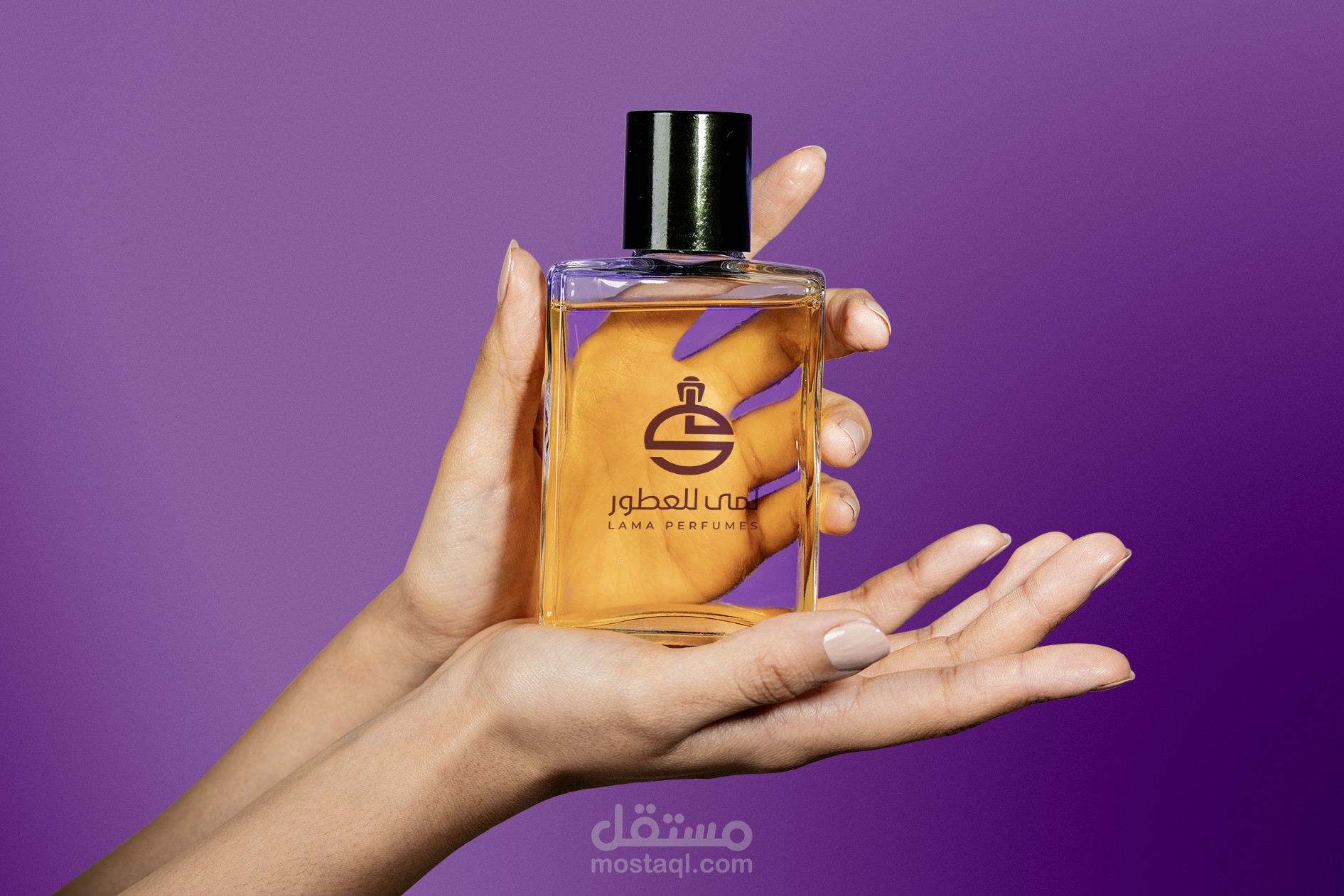 تصميم شعار لمتجر "لمى" للعطور