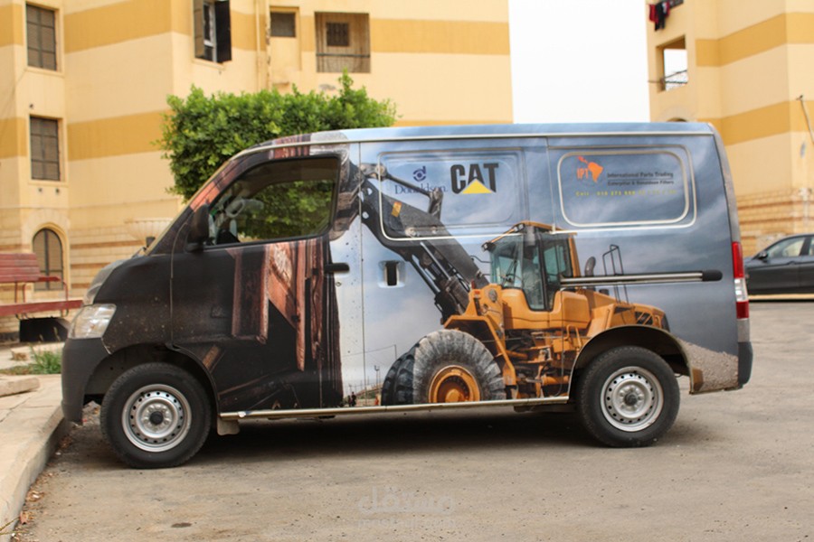 ملصقات لسيارات