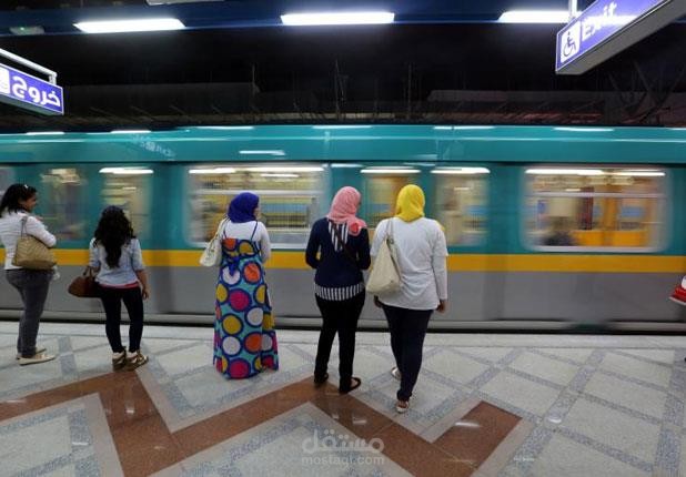 محرر صحفية  وكاتبه محتوي