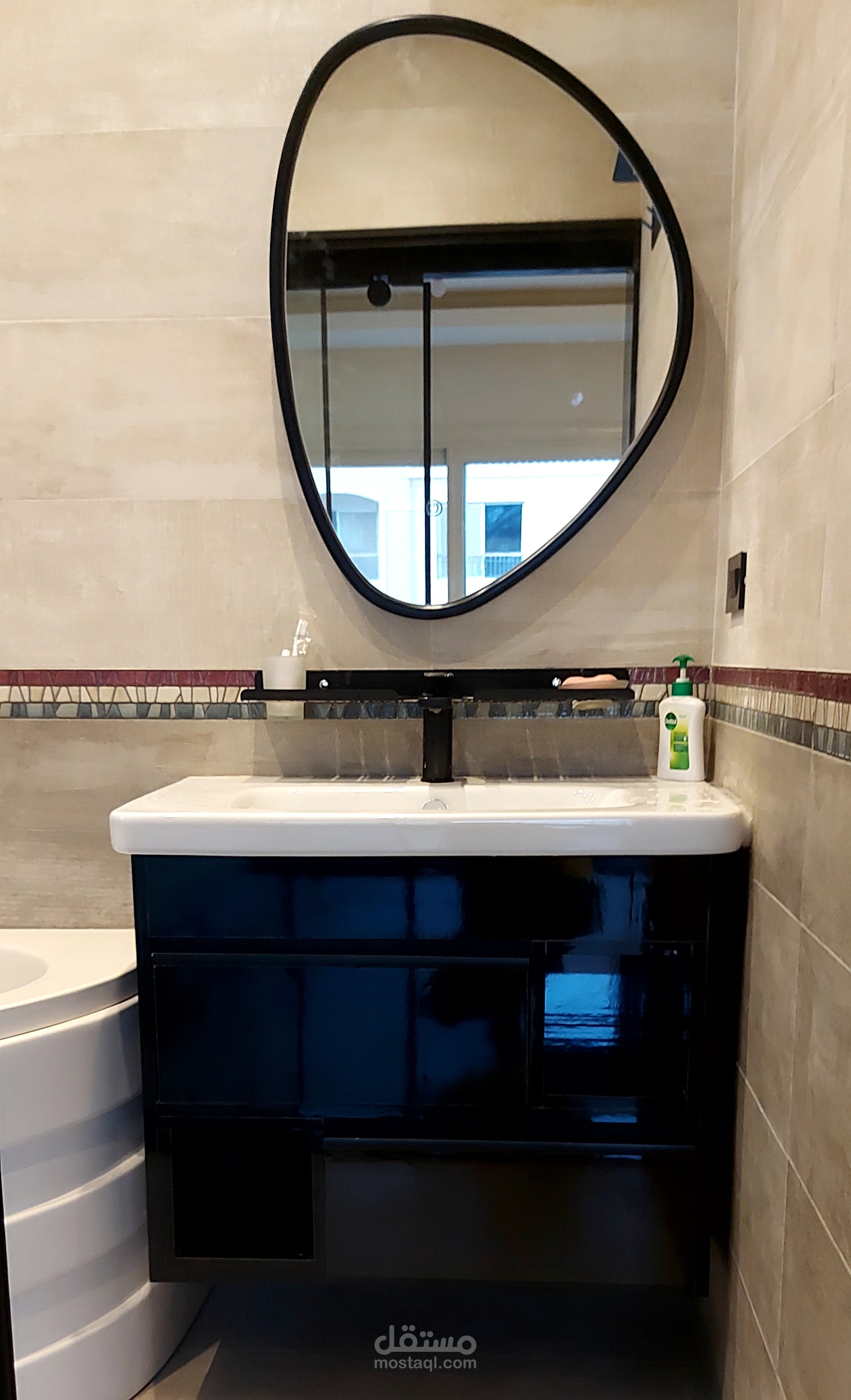 Bath room unit