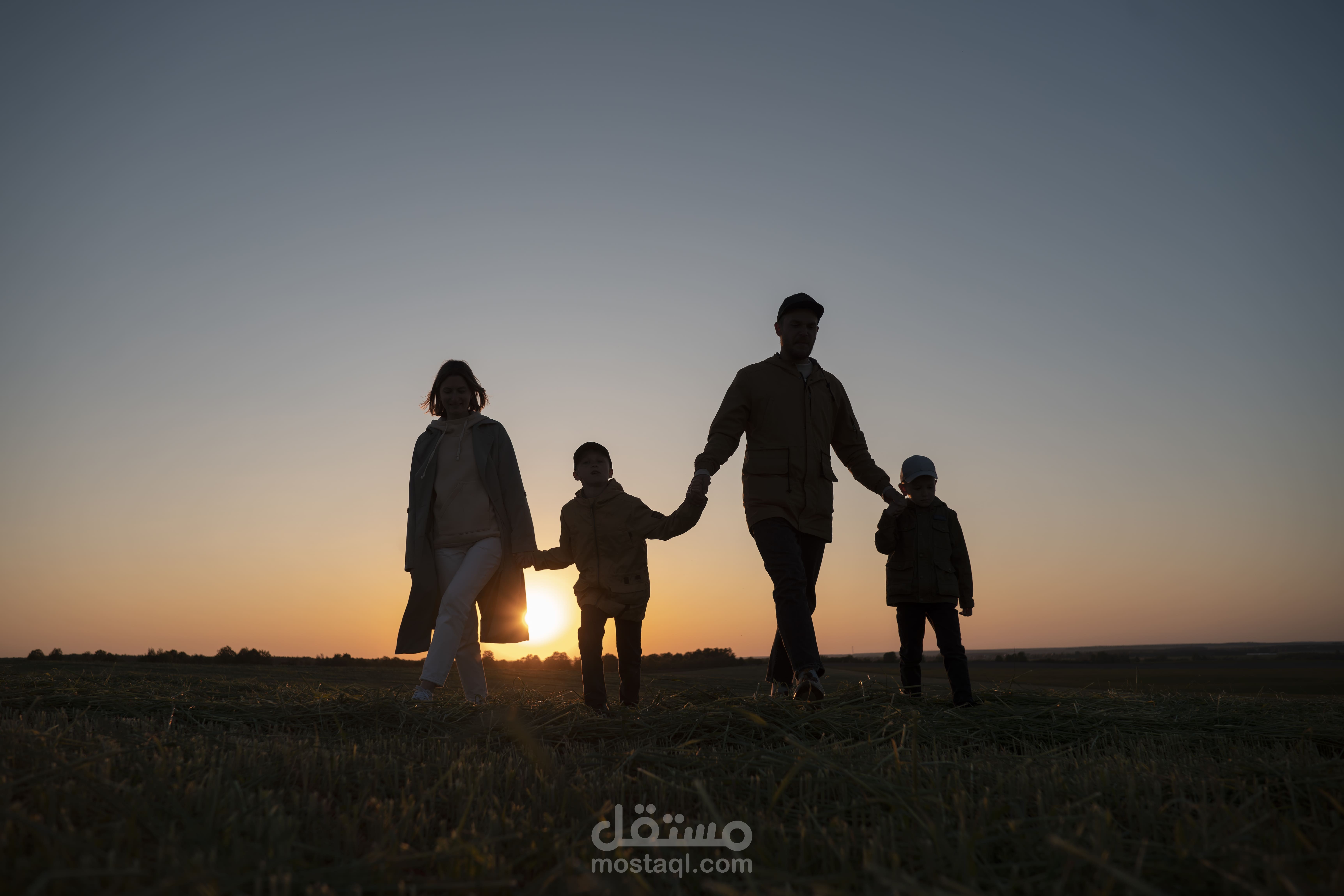 تصميم عرض تقديمي لطالب في Amideaste عن العائلة