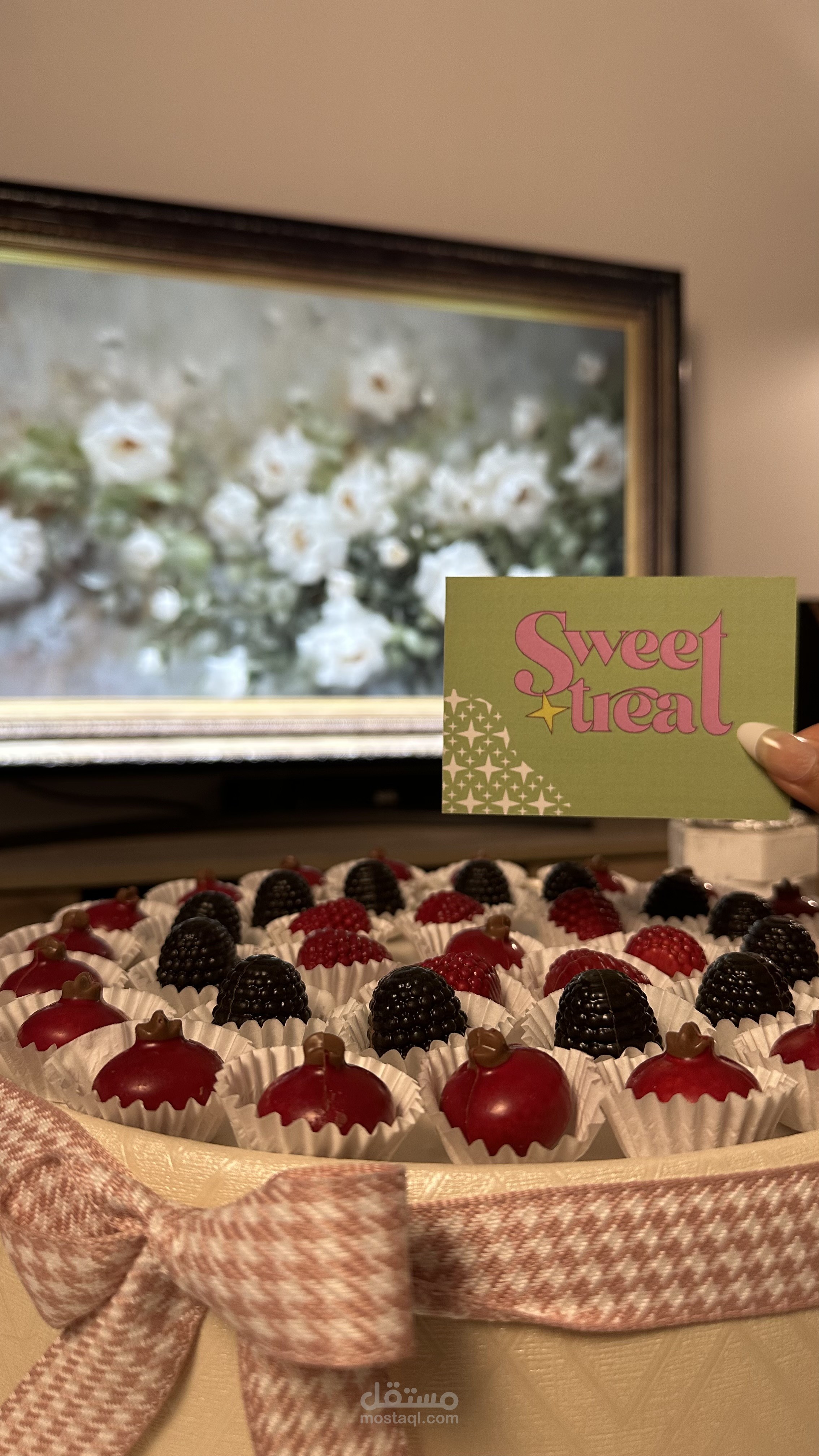 انشاء فيديو ugc مع فويس اوفر لتجربة متجر شوكلاته sweet treat