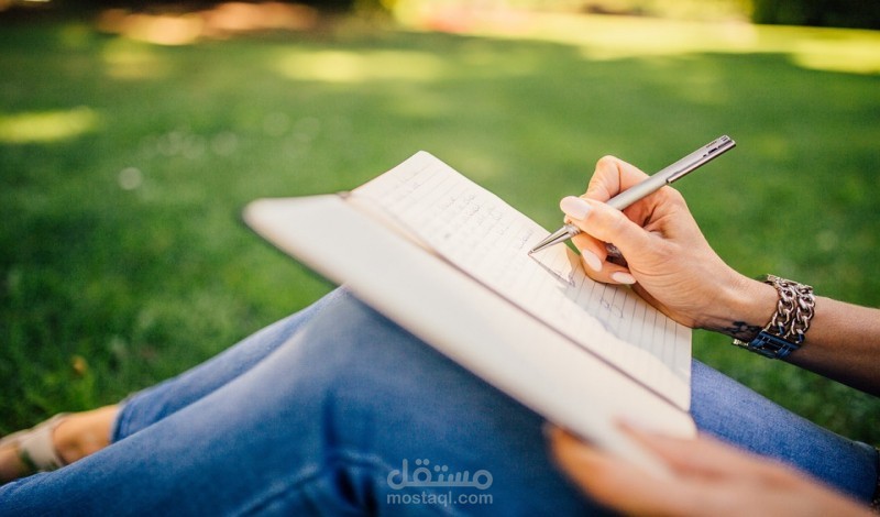 كتابة المقالات بالعربية والانجليزية 1000 كلمة