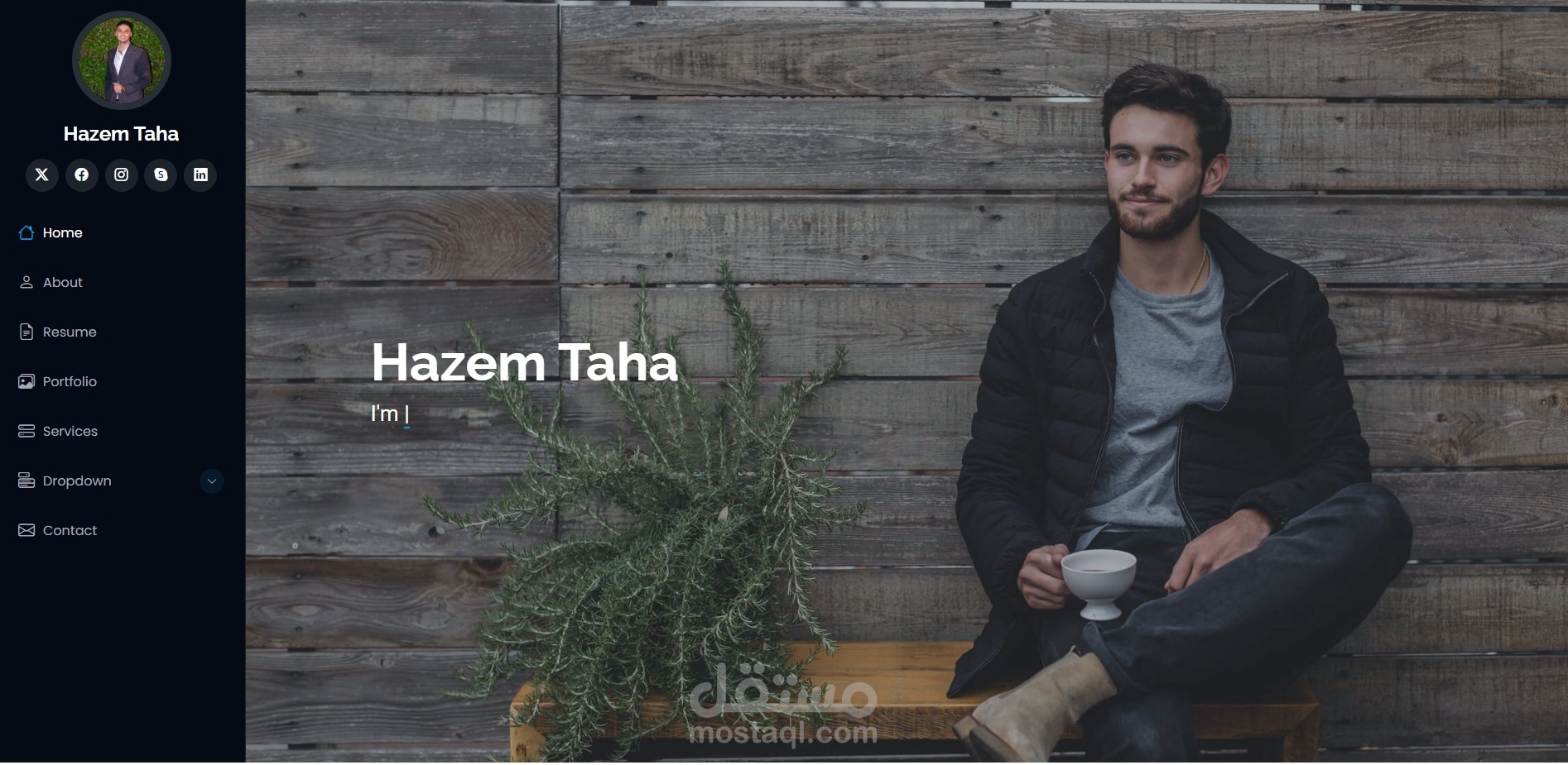 موقع بورتفوليو شخصي متجاوب لعرض المهارات والأعمال باستخدام HTML وCSS وJavaScript