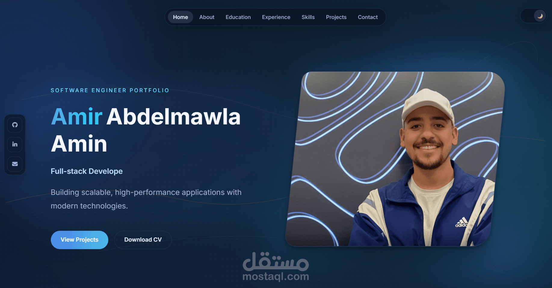 تصميم وتطوير موقع بورتفوليو شخصي احترافي (Angular + Tailwind) متجاوب وسريع