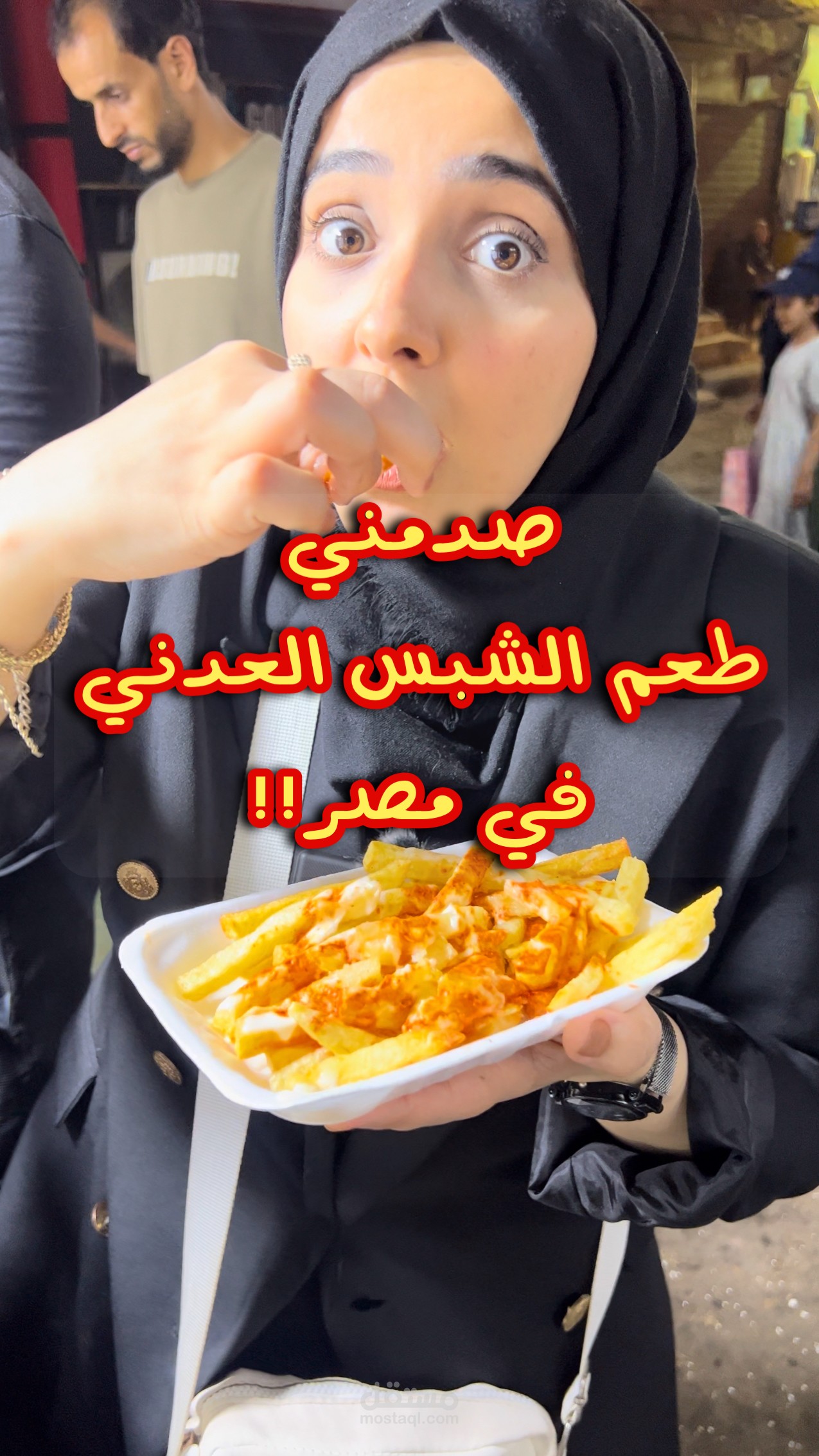 كتابة وتقديم وتصوير ومونتاج الفيديو