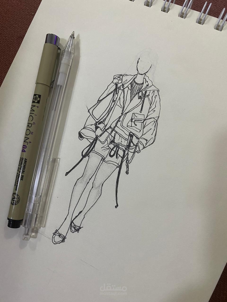 رسم أزياء حديثة وعصرية