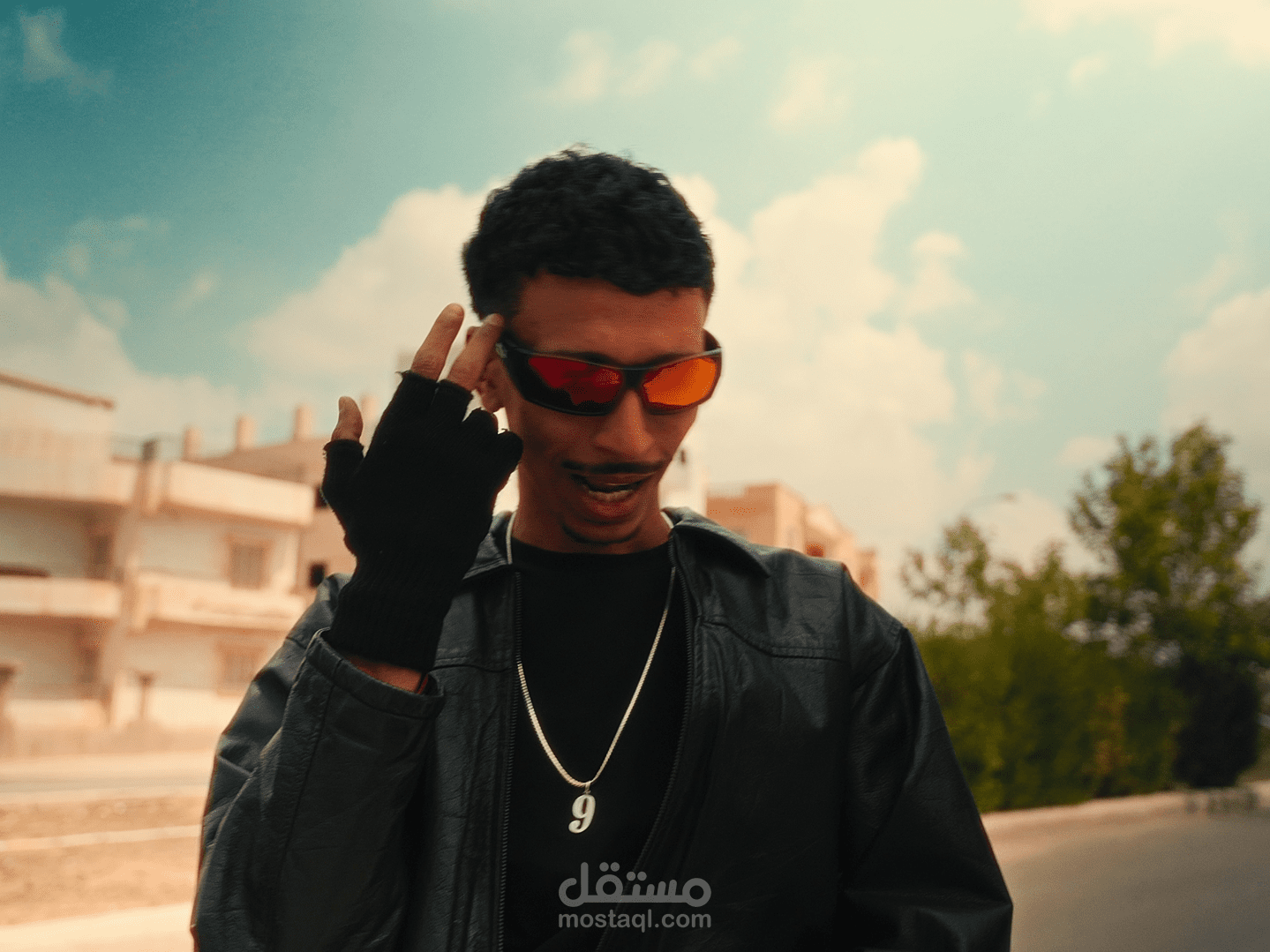 فيديو كليب لمغنى راب