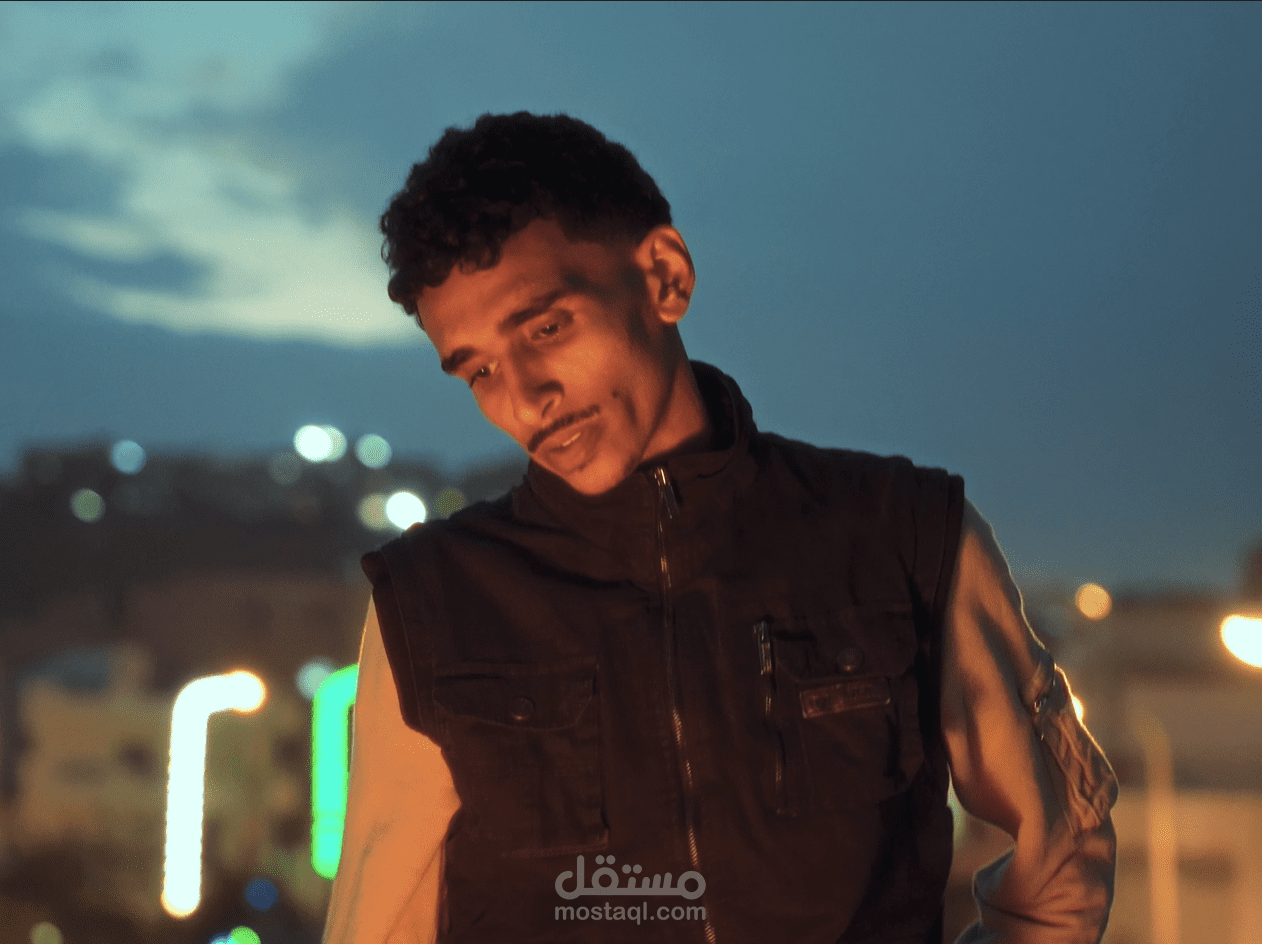 فيديو كليب يحكى قصه الشخص