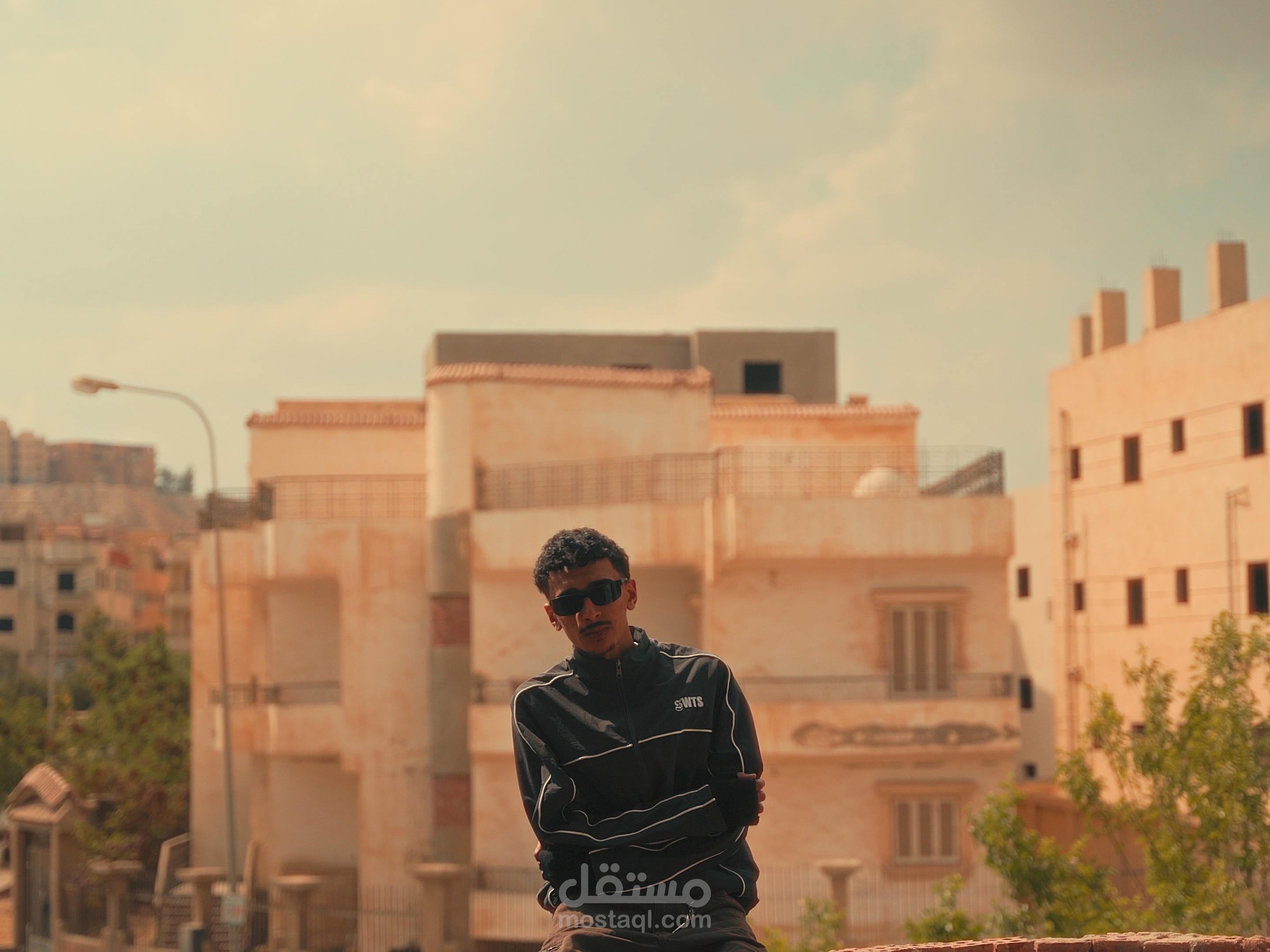 فيديو كليب لمغنى راب