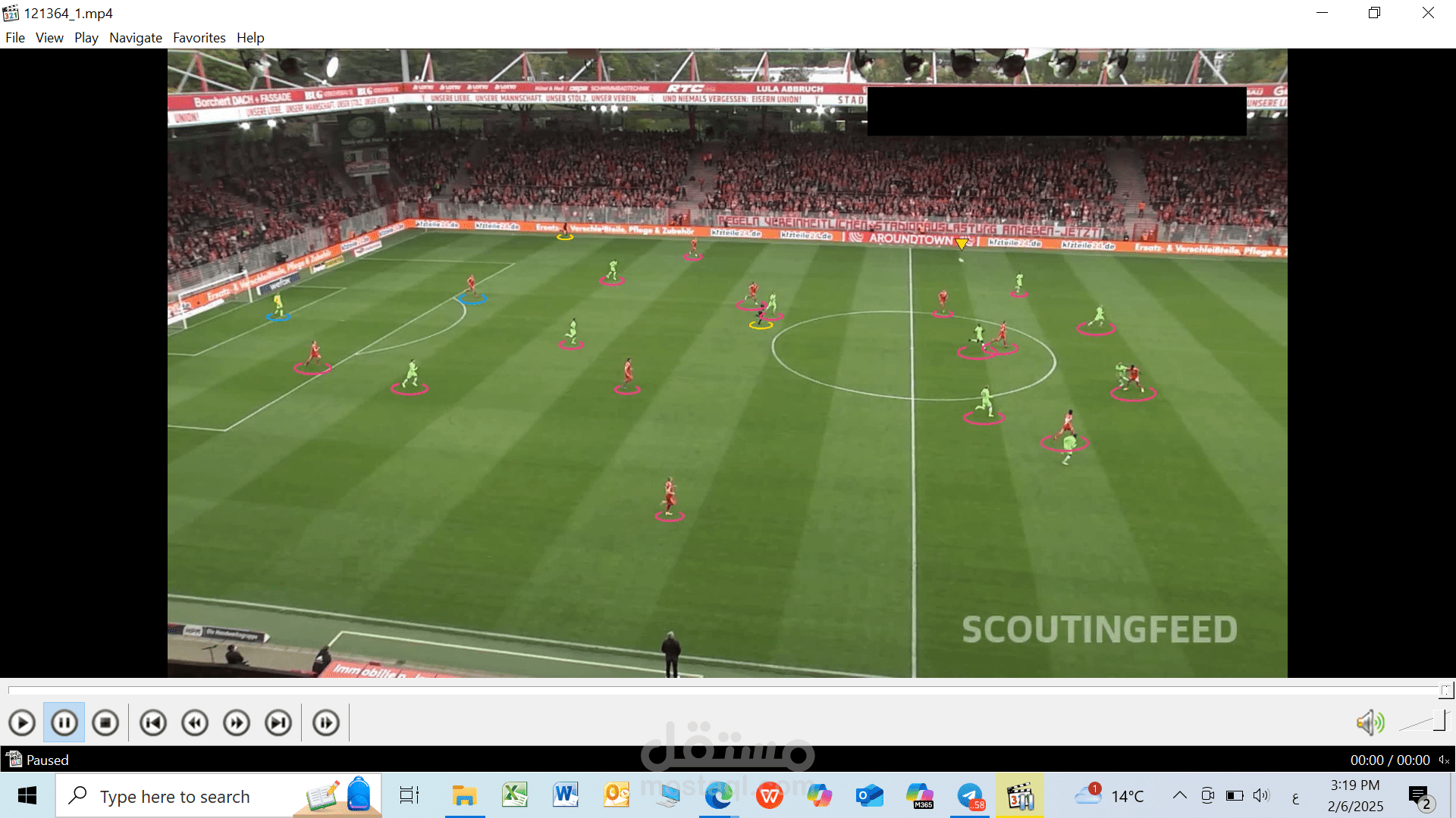 عمل Football Tracking System باستخدام YOLO Robobflow and kmeans