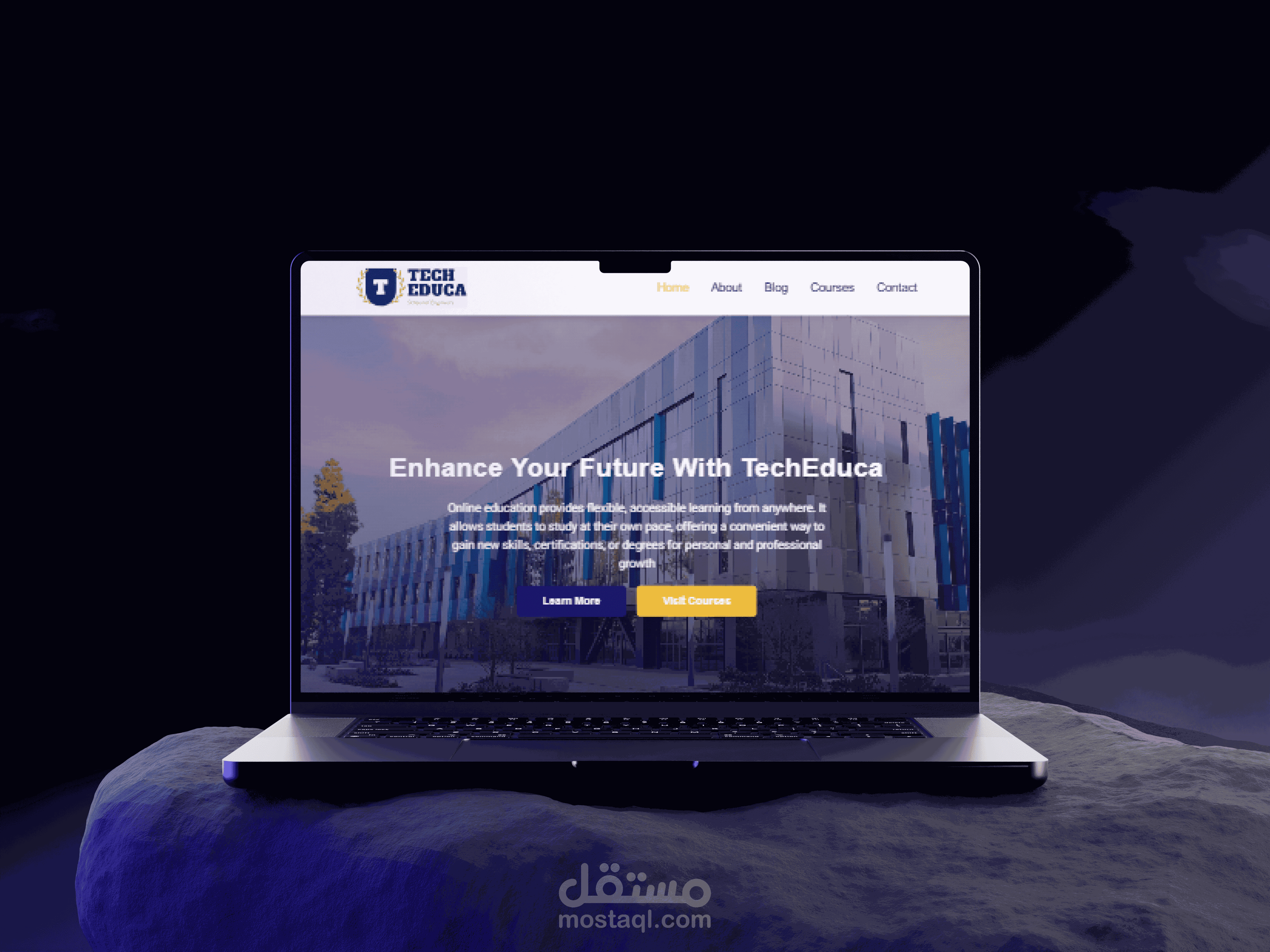 منصة إلكترونية للدورات التدريبية والمدونات