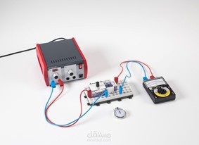 la charge et decharge d un condensateur
