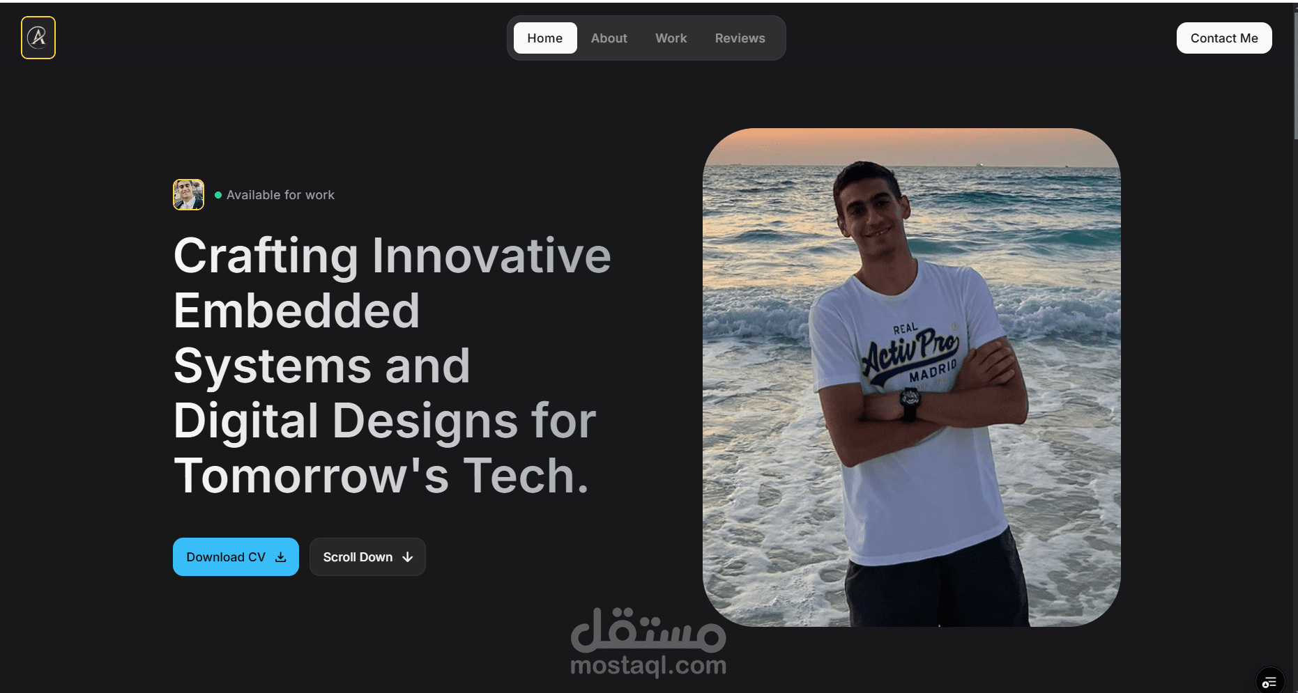 تطوير موقع بورتفوليو شخصي تفاعلي باستخدام React.js وTailwind CSS