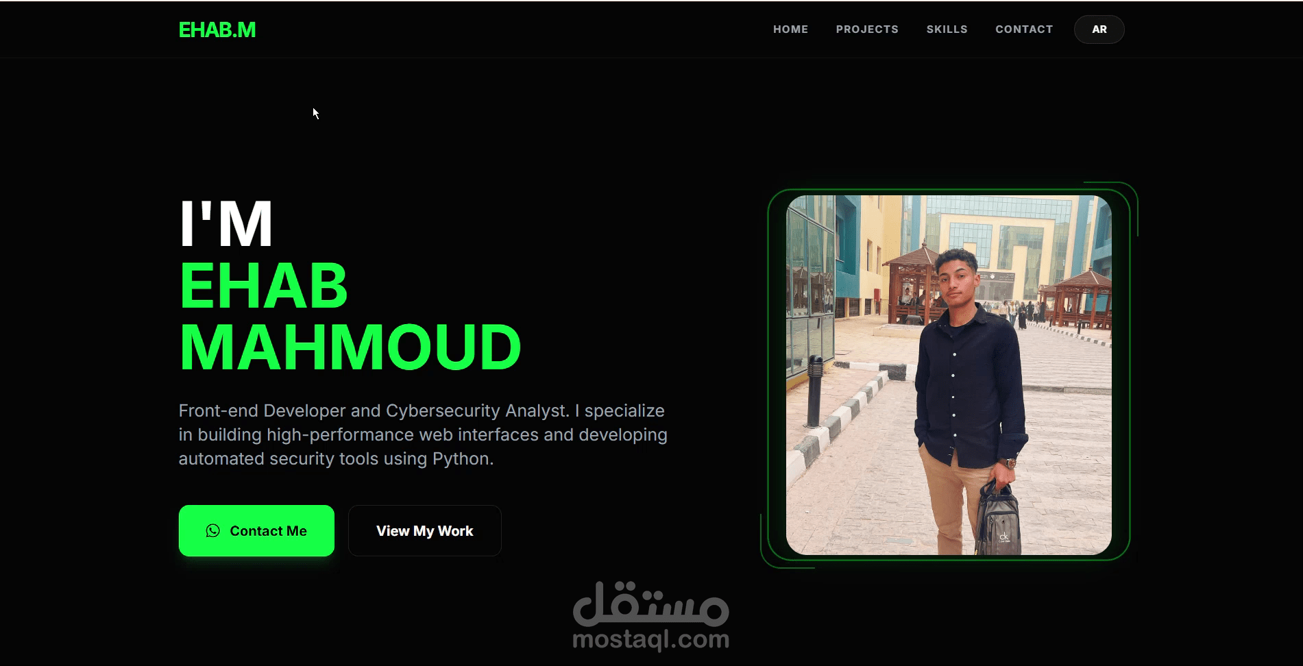 معرض أعمال احترافي لمطور واجهات أمامية ومتخصص أمن سيبراني (Bilingual)