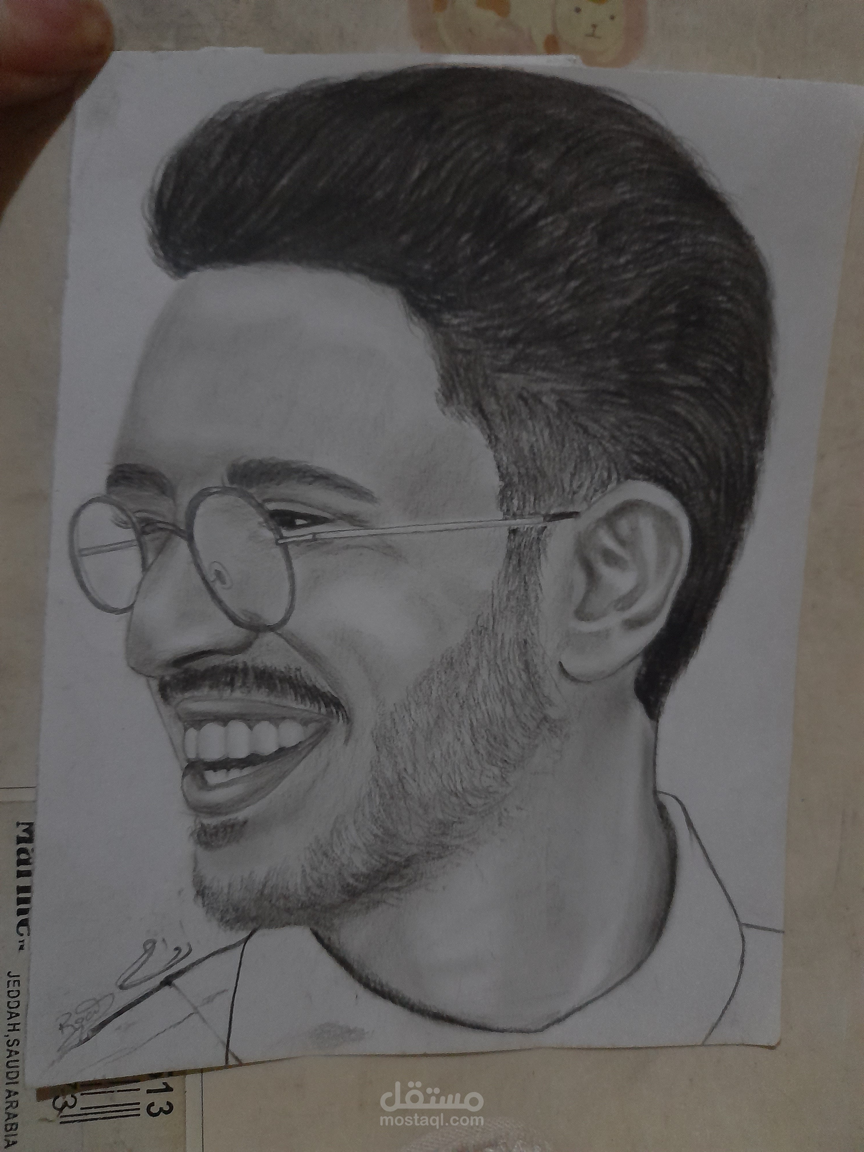 رسمة بورتريه لكاتب وصانع محتوى