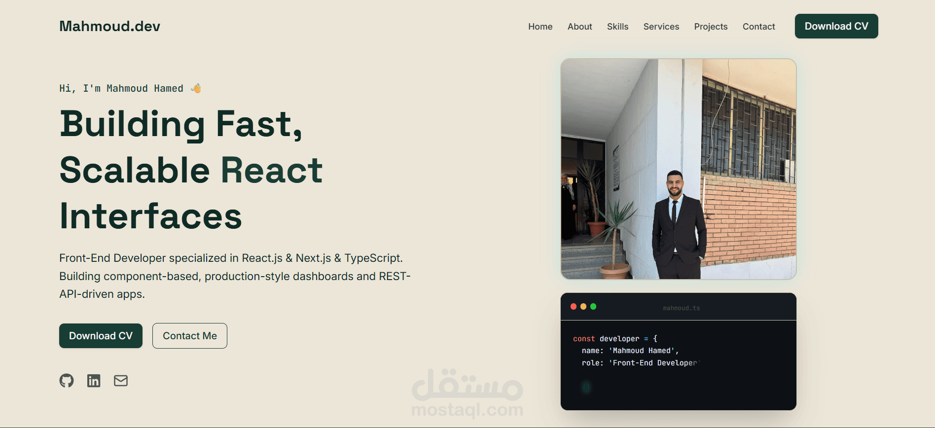 معرض أعمالي  الشخصي تفاعلي وعصري (React.js, TypeScript & Tailwind CSS)