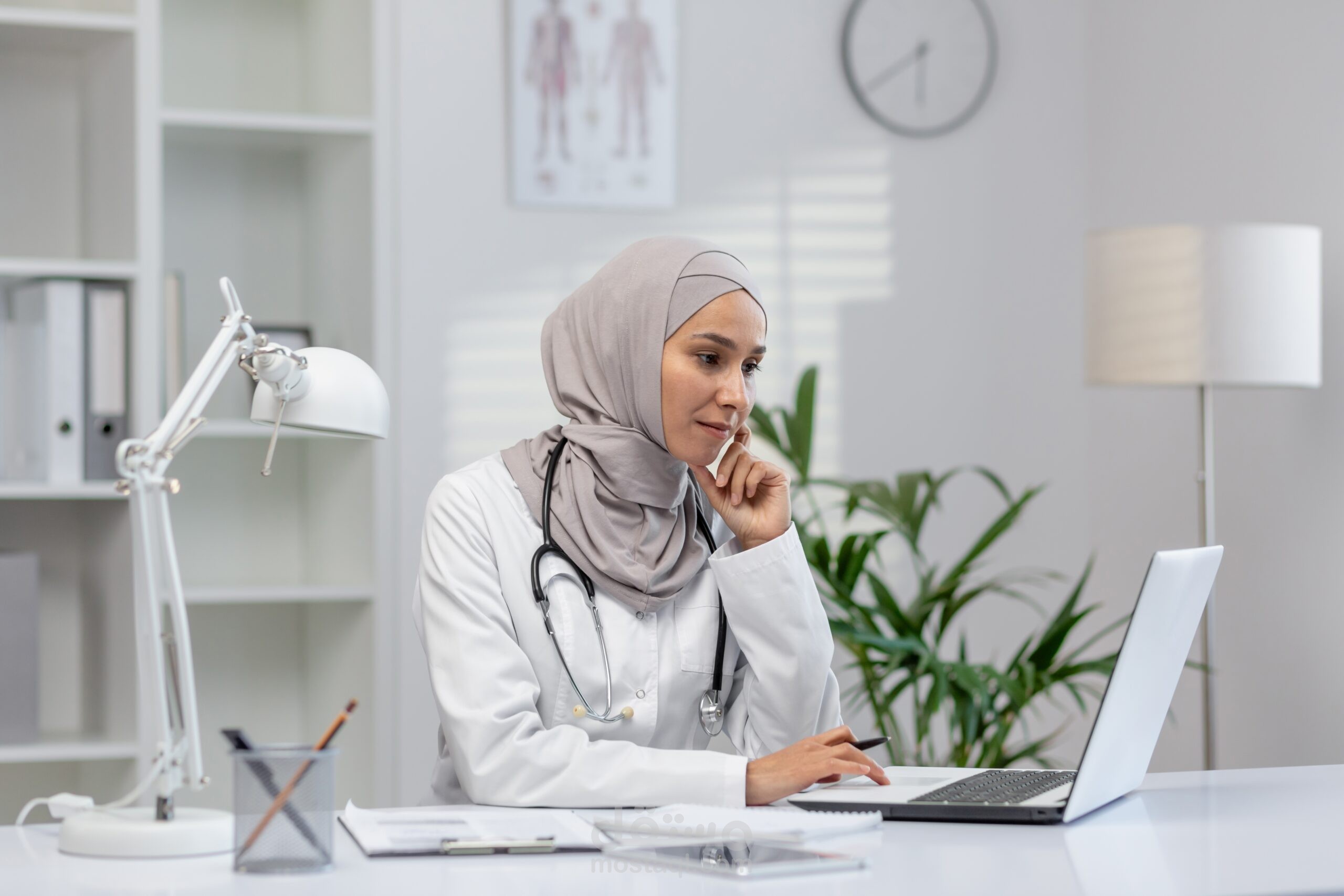 ترجمة طبية احترافية (مقالات ، تقارير طبية ، نشرات دوائية)